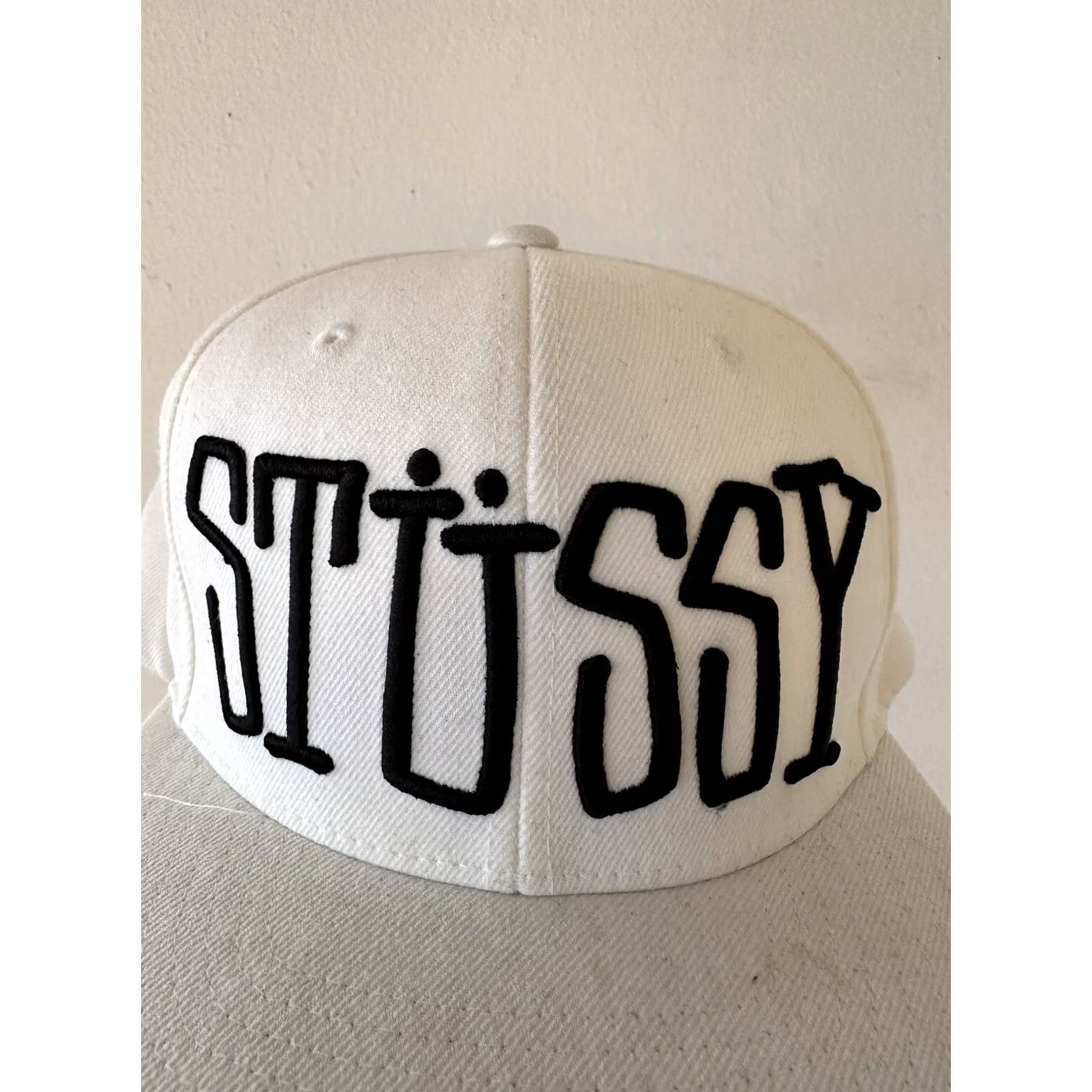 Logo 7 VINTAGE Stussy Logo Embroidered Big Logo Snapback Spellout White Black Hat Mens One Size White USA Hat Size ONE SIZE - 2 Thumbnail