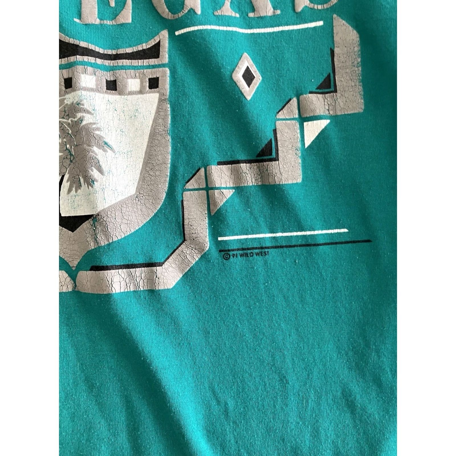 Jerzees VINTAGE Jerzees T-Shirt Teal Graphic Shirt Large L 90s Las Vegas NV Nevada Stained Mens Shirts Green Size US L / EU 52-54 / 3 - 2 Thumbnail
