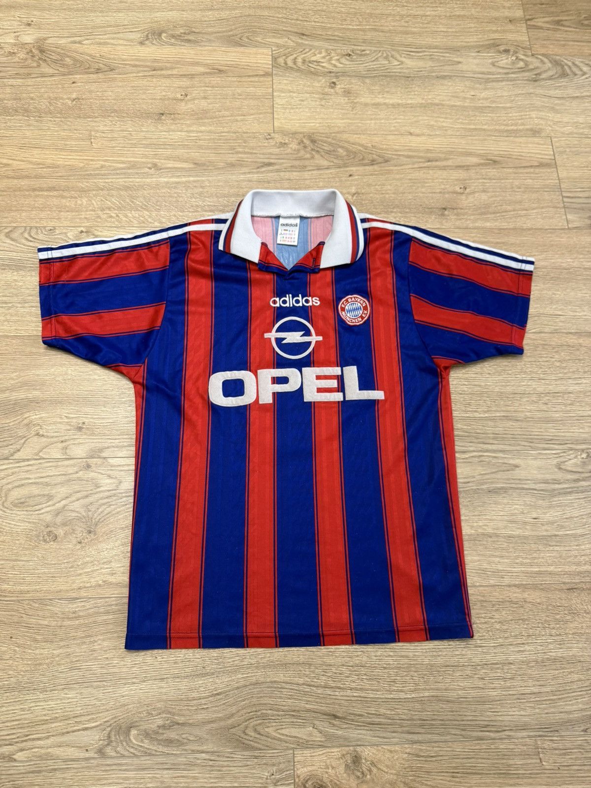 Adidas Adidas Bayern Munich 1995 1997 home soccer jersey football Size US S / EU 44-46 / 1 - 1 Thumbnail