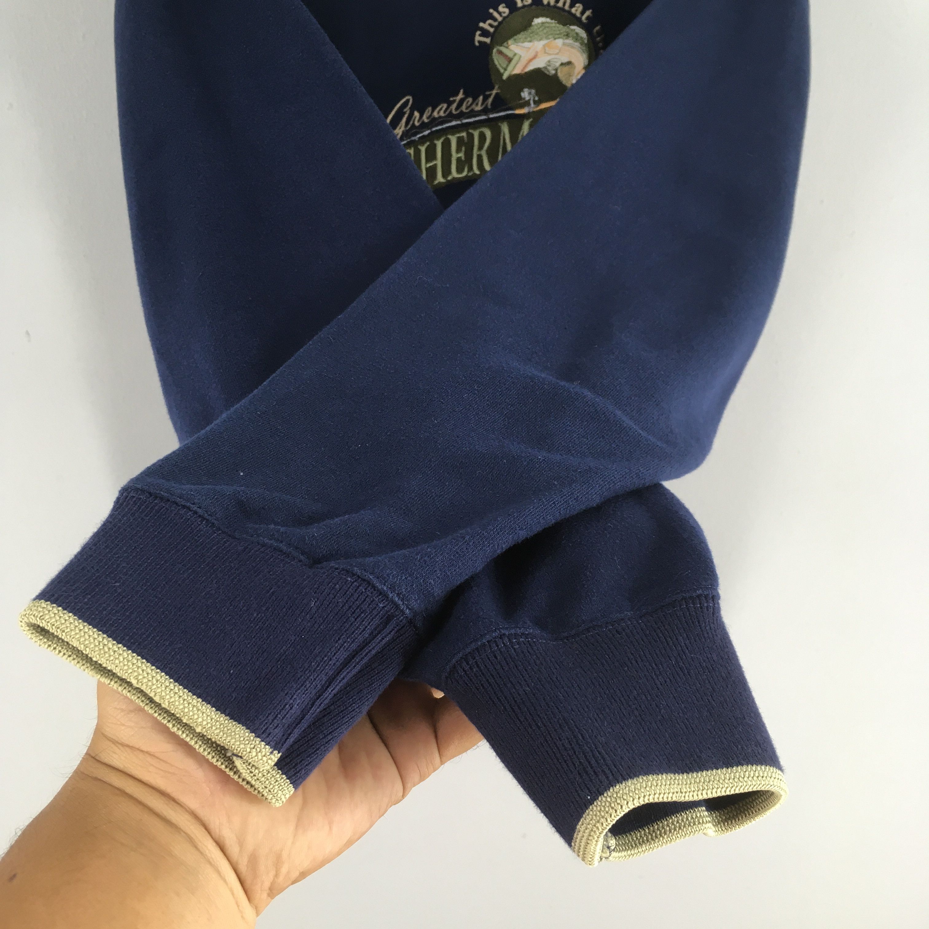 Vintage Vintage Greatest Fisherman Blue Sweatshirt Large Size US L / EU 52-54 / 3 - 4 Thumbnail