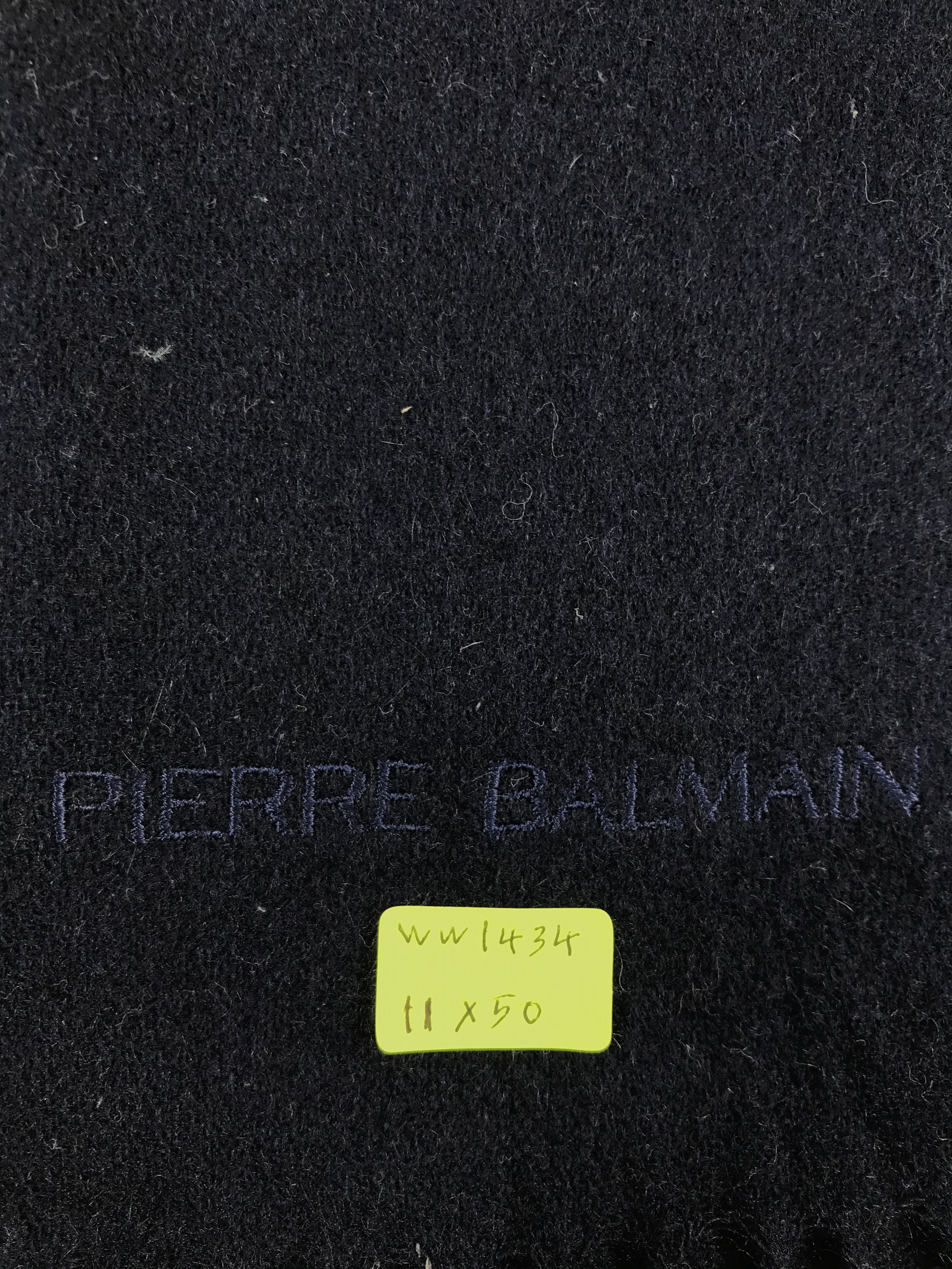Vintage Pierre Balmain Scarf / Muffler / Neckwear - WW1434 Size ONE SIZE - 4 Thumbnail