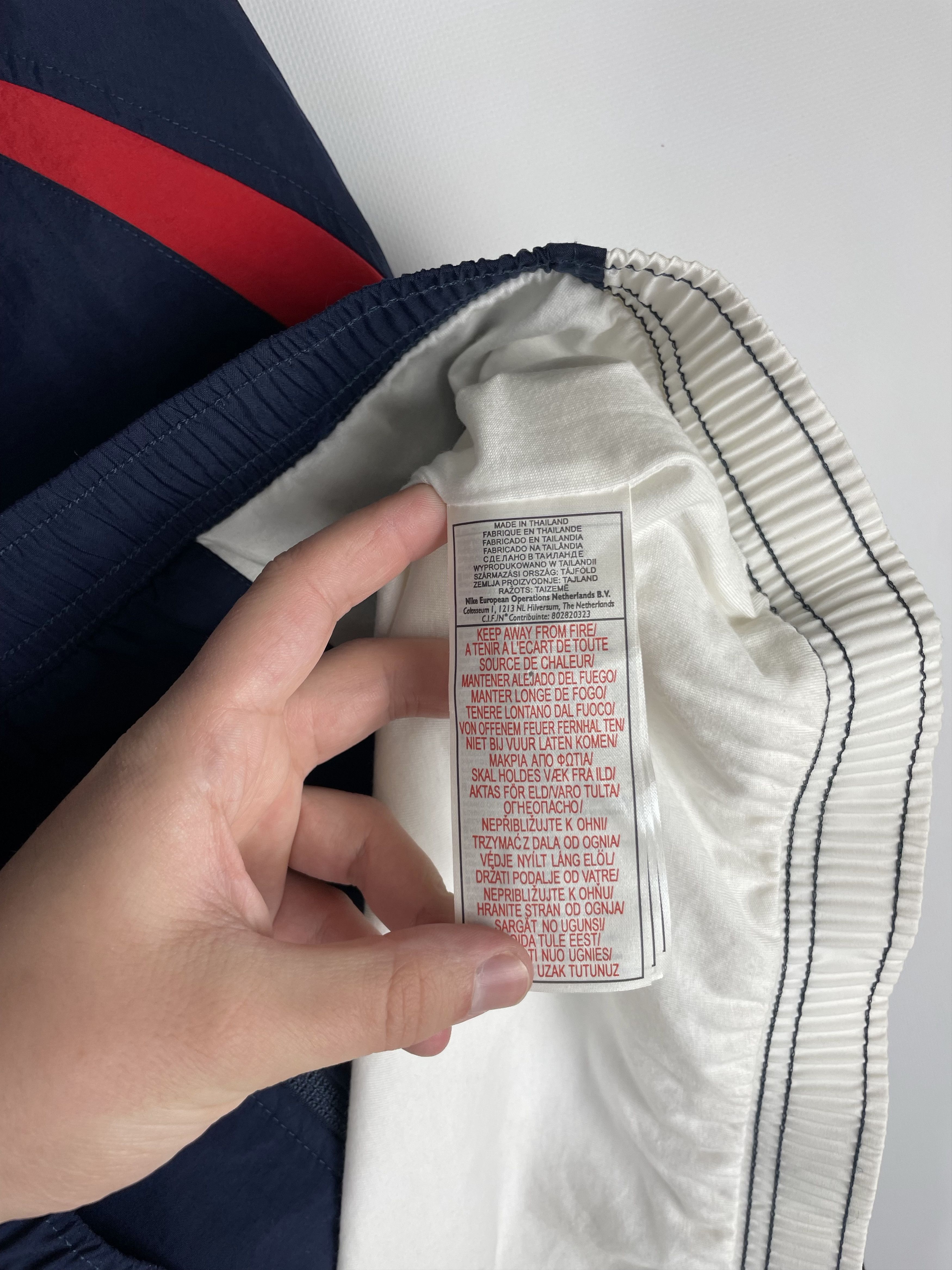 Nike Vintage Nike Jacket Track Top Size US XL / EU 56 / 4 - 8 Thumbnail