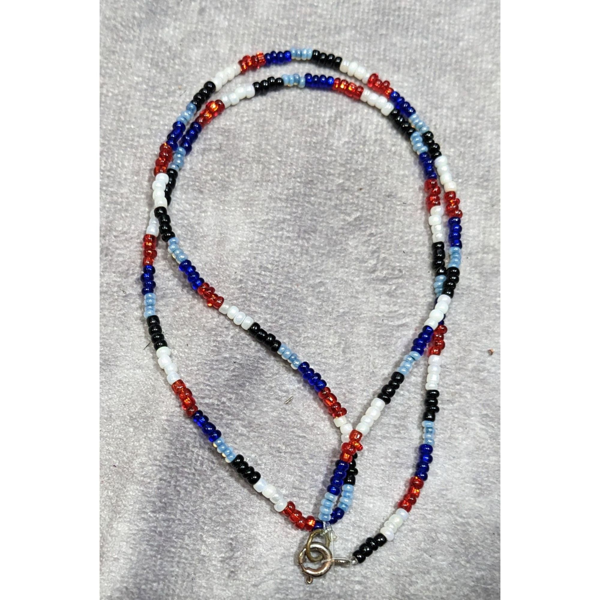 Other Casual Red White Blue And Black Glass Beaded Necklace Size ONE SIZE - 6 Thumbnail