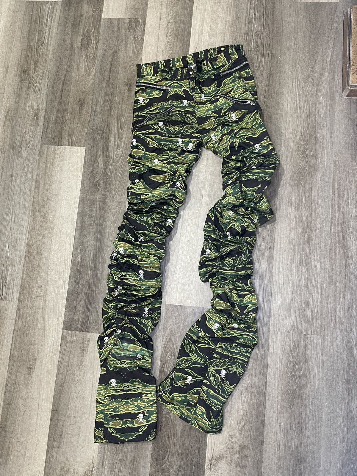 Other Camo stacked pants Size US 30 / EU 46 - 1 Preview