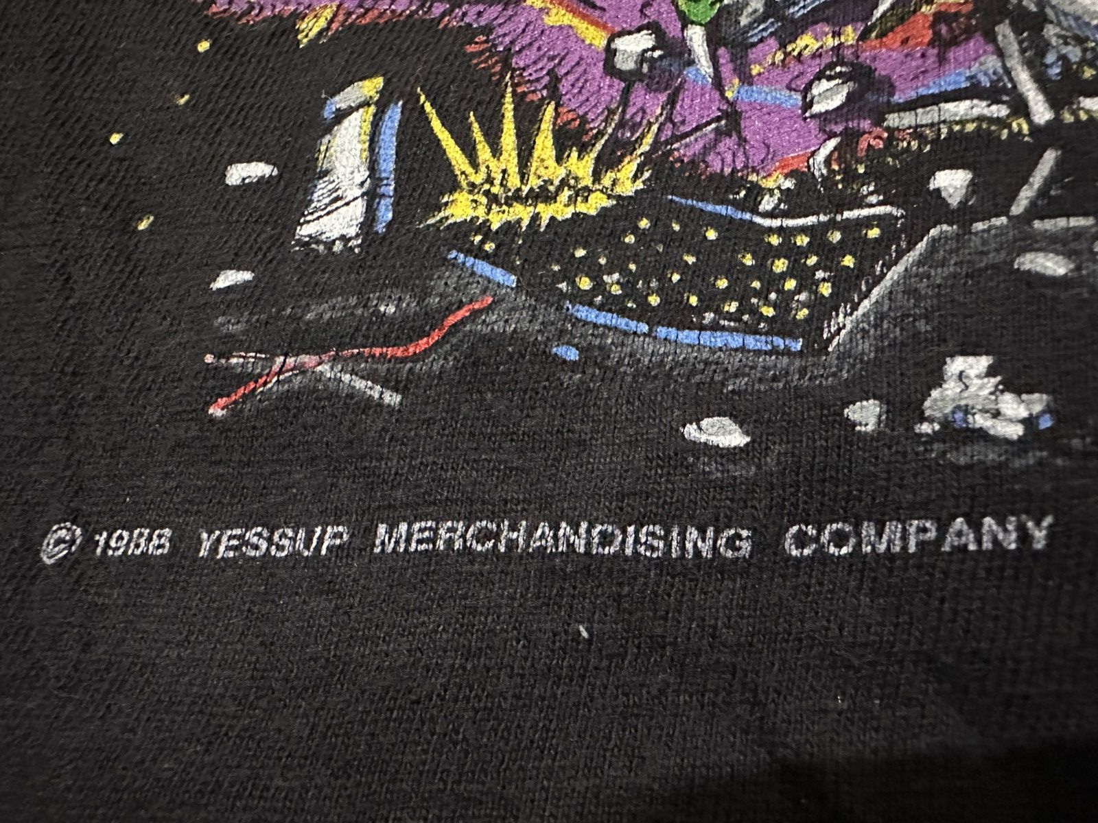 Band Tees Vintage Van Halen Monsters of Rock 1988 Tour TShirt Size US XL / EU 56 / 4 - 9 Thumbnail