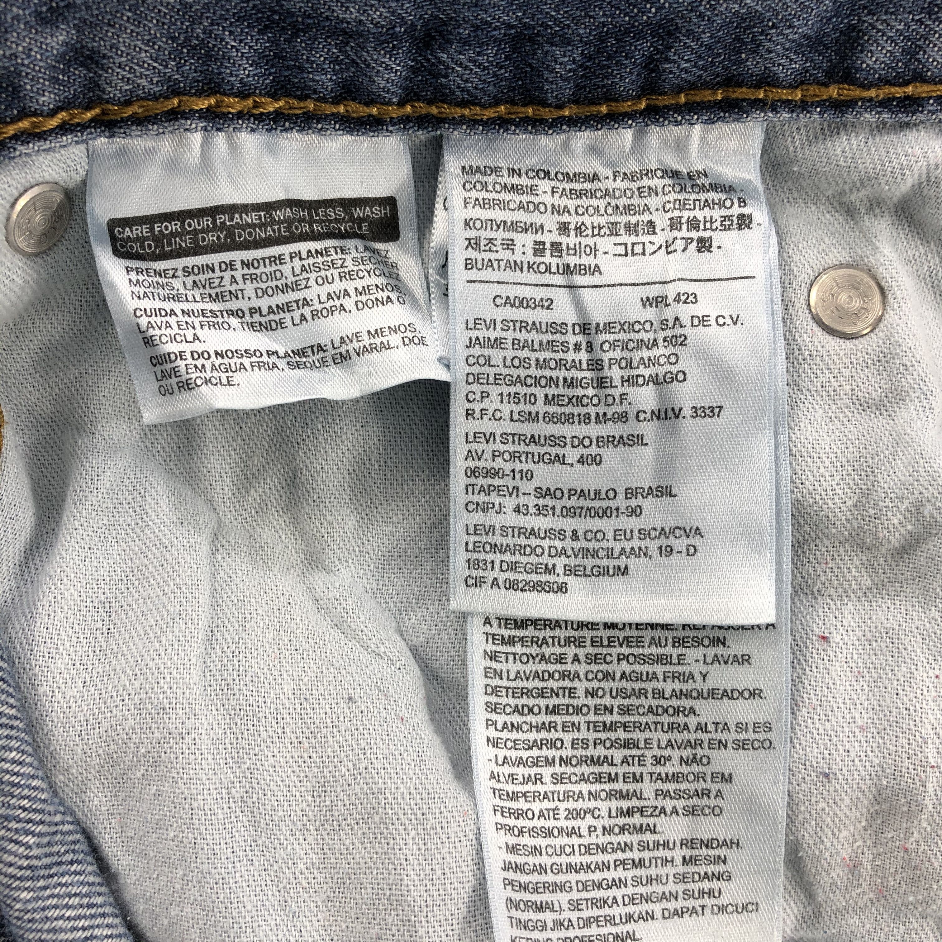 Levi's × Vintage Vintage Blue Wash Levis 569 Jeans-JM1843 Size US 36 / EU 52 - 9 Thumbnail