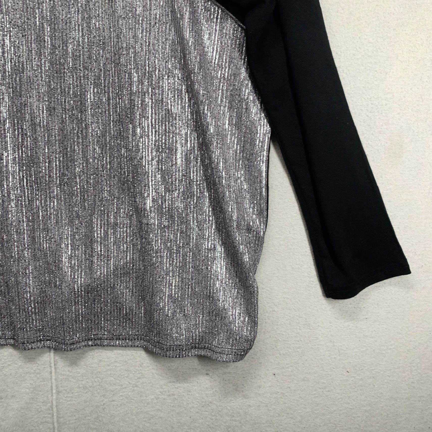 Vintage India Boutique Women's Top One Size Black Silver Embellished Long Sleeve EUC Size ONE SIZE - 6 Thumbnail