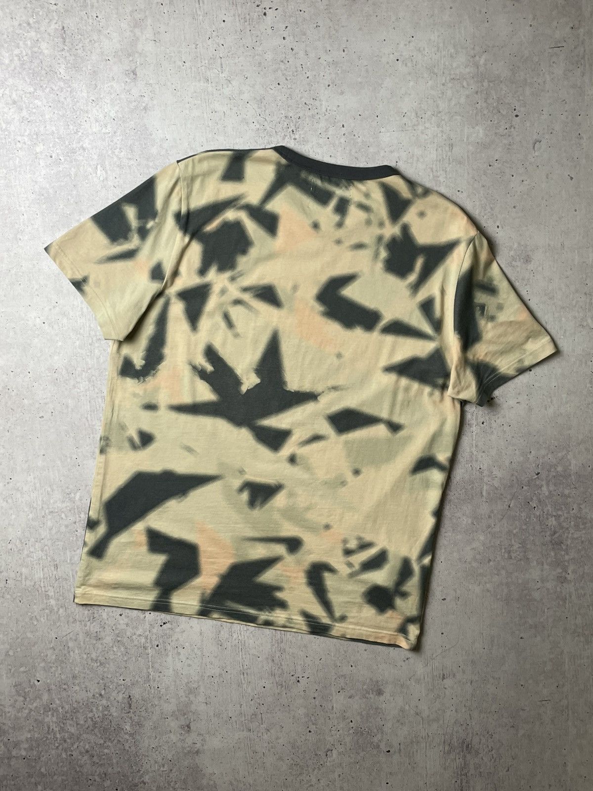 Fred Perry Fred Perry X Arktis Camo Short Sleeve T-shirt Size US M / EU 48-50 / 2 - 6 Thumbnail