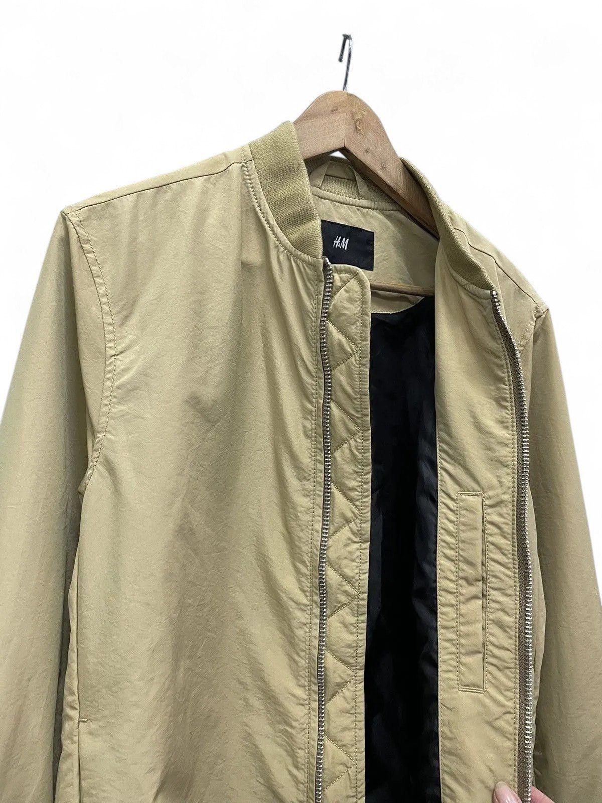 H&M H&M XO Beige Bomber Jacket The Weeknd Collab Size US S / EU 44-46 / 1 - 7 Thumbnail