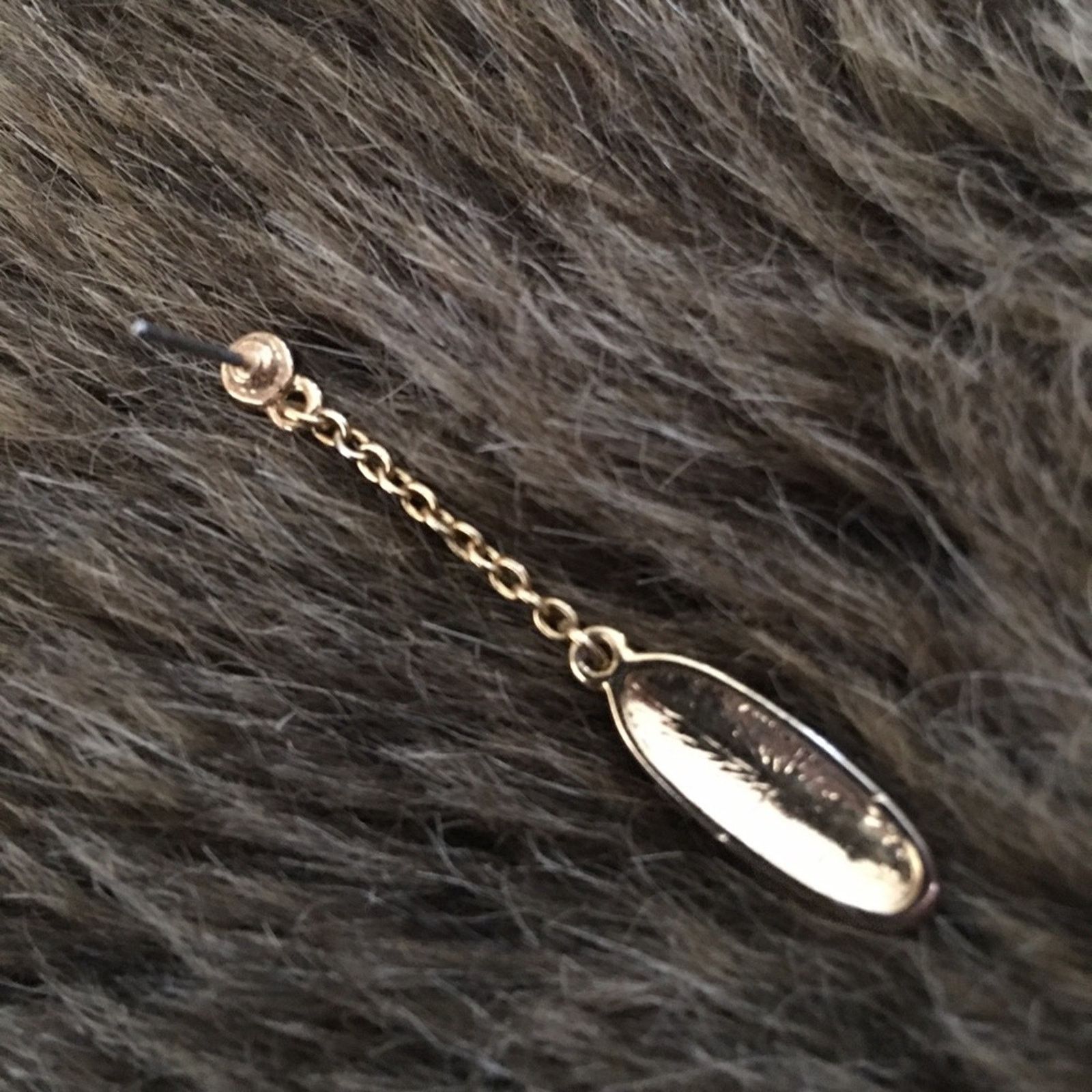 Vintage Vintage cream enamel gold tone chain earrings Size ONE SIZE - 4 Thumbnail