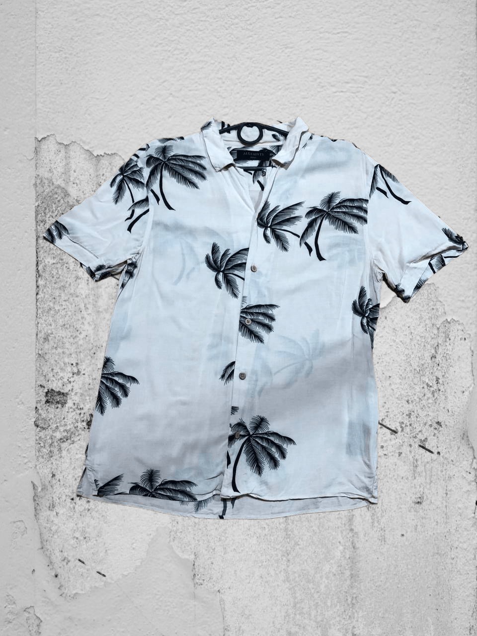 Allsaints Vintage Hawaiian shirt white Allsaints Y2K luxury streetwear Size US S / EU 44-46 / 1 - 1 Thumbnail