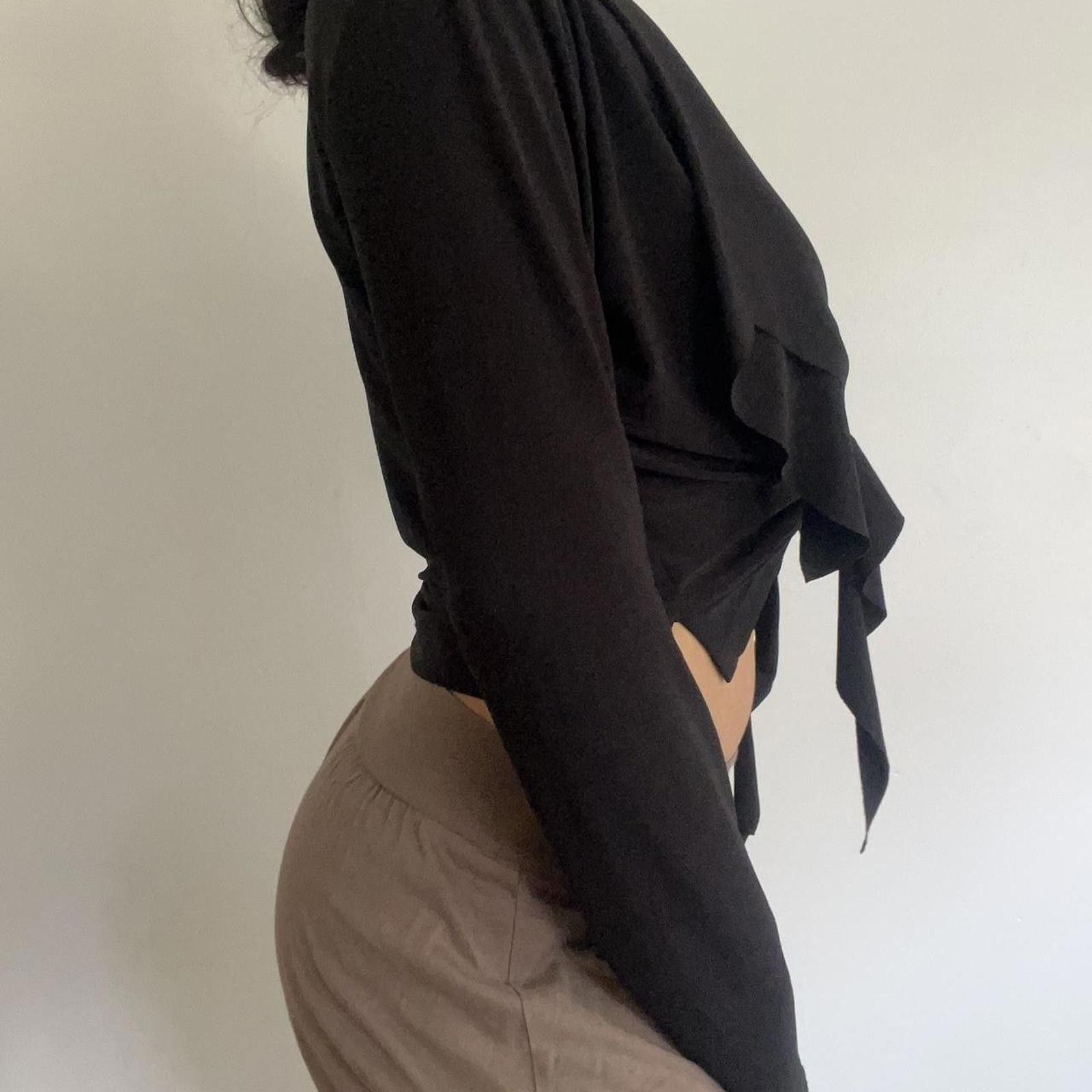 Other Black long sleeve wrap top with ruffle detail #goth #grunge Size M / US 6-8 / IT 42-44 - 3 Thumbnail