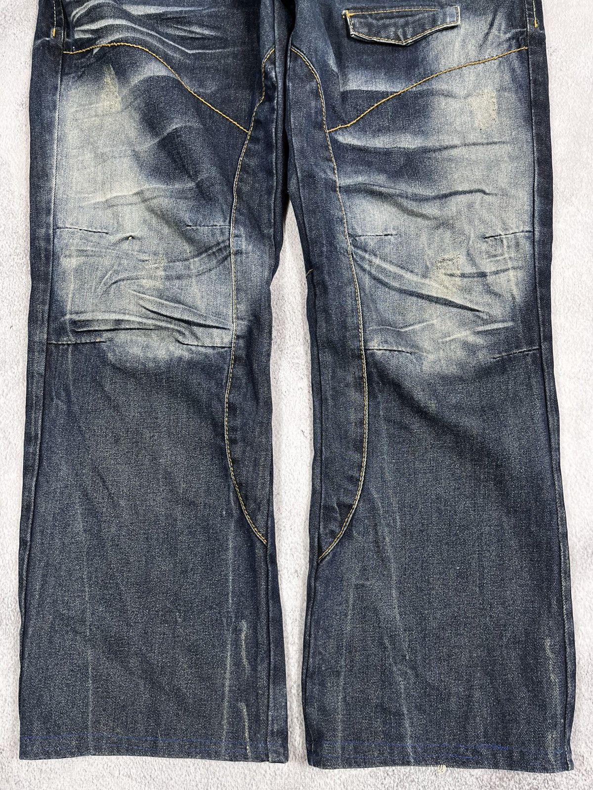 Japanese Brand × Vintage Vintage Y2K Japanese jeans faded streetwear style Size US 36 / EU 52 - 6 Thumbnail