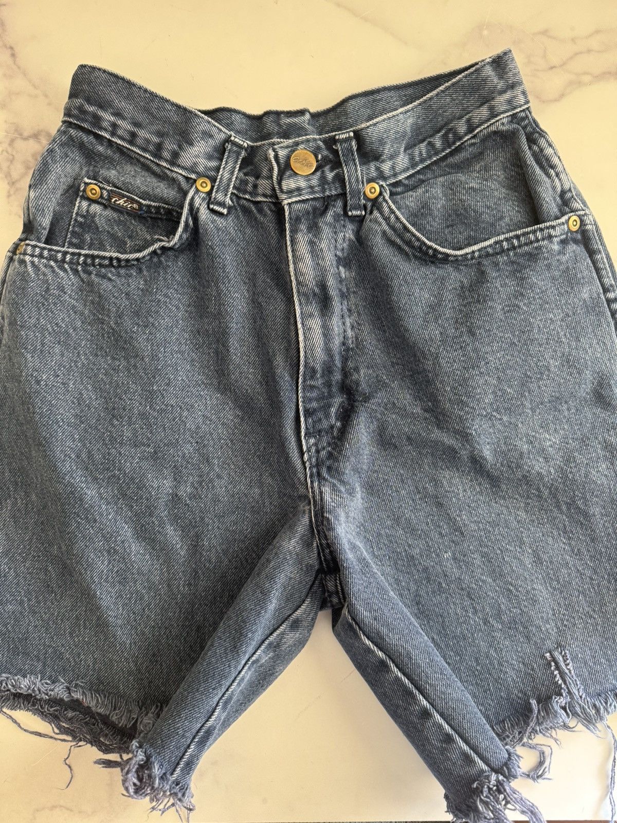 Vintage Chic high rise vintage 90s shorts blue jean Bermuda size 0 Size 25" / US 0 / IT 36 - 1 Thumbnail