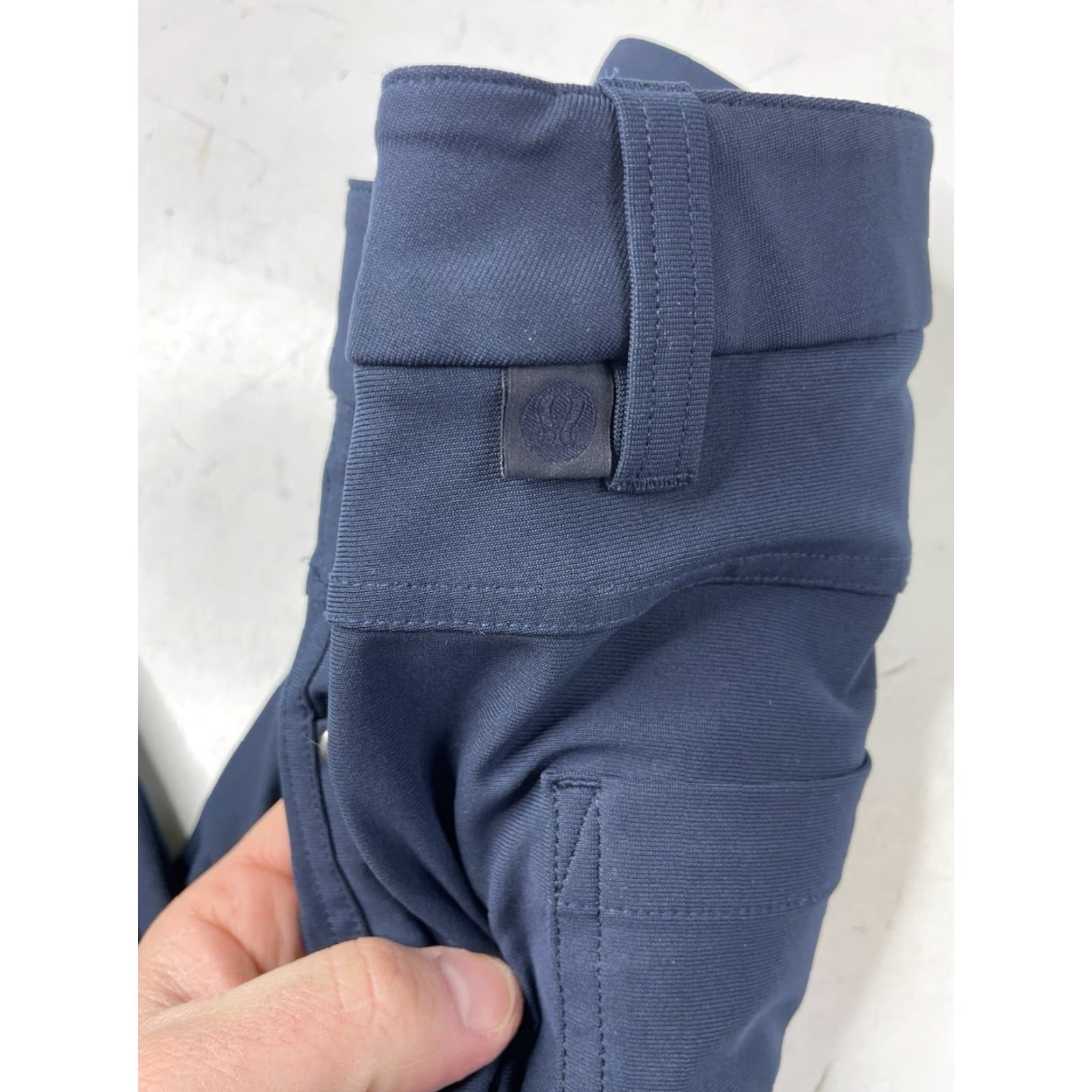 Lululemon Lululemon Pants Men 34 Blue ABC Classic Fit 5 Pocket Warpstreme Trouser Chino Straight Leg Size US 34 / EU 50 - 2 Thumbnail