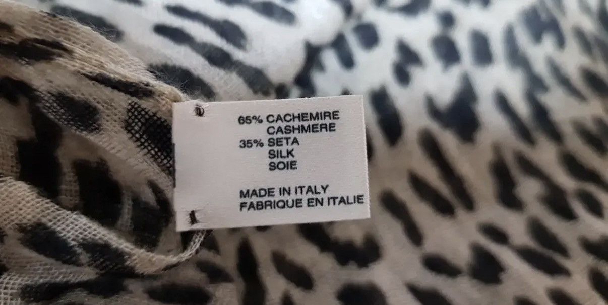 Saint Laurent Paris Saint laurent 13FW leopard cashmere silk scarf sz free Size ONE SIZE - 6 Thumbnail
