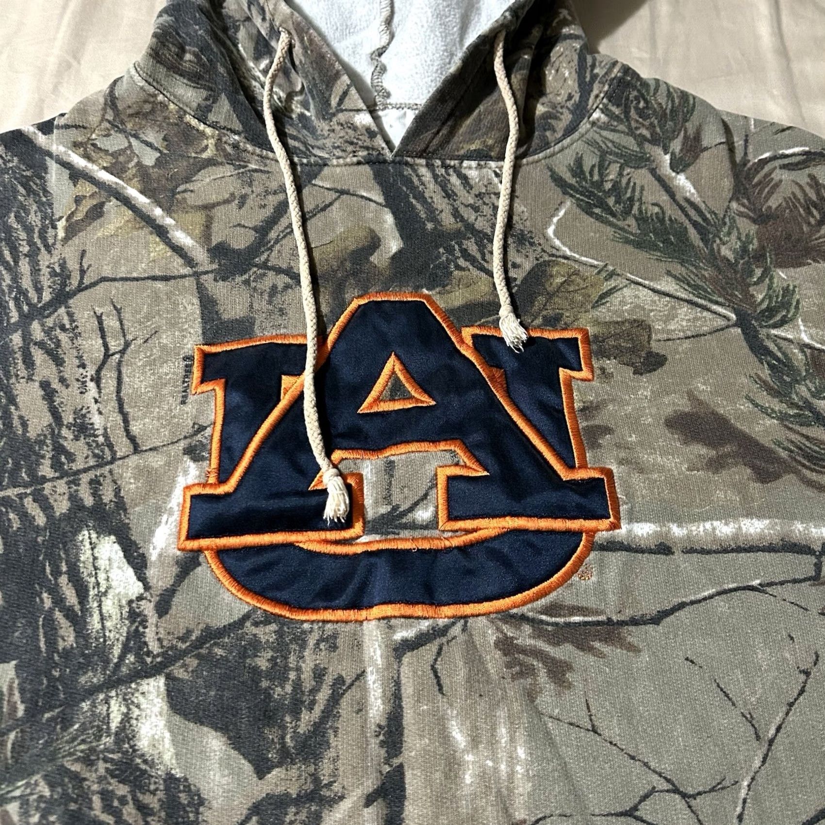 Realtree VINTAGE The Game Hoodie Realtree Camo Auburn Tigers Size Large Brown Mens L Size US L / EU 52-54 / 3 - 2 Thumbnail