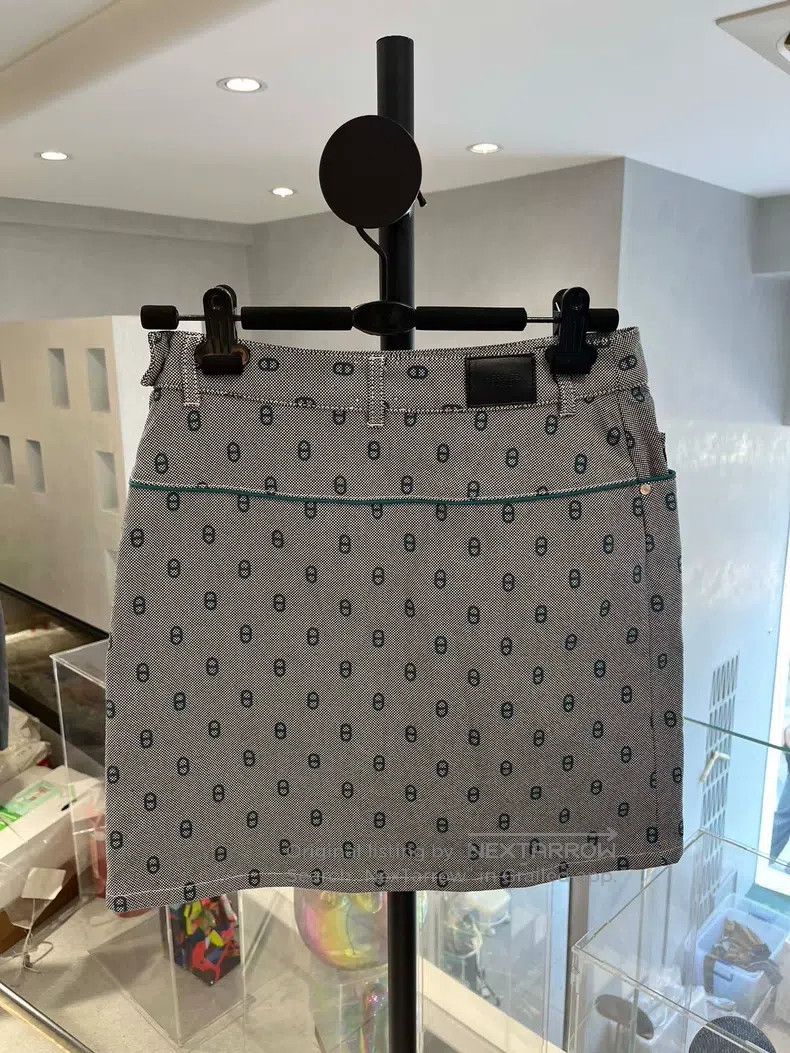 Hermes Hermes Short skirt, full of pig nose elements Size 24" / US 00 / IT 34 - 3 Thumbnail
