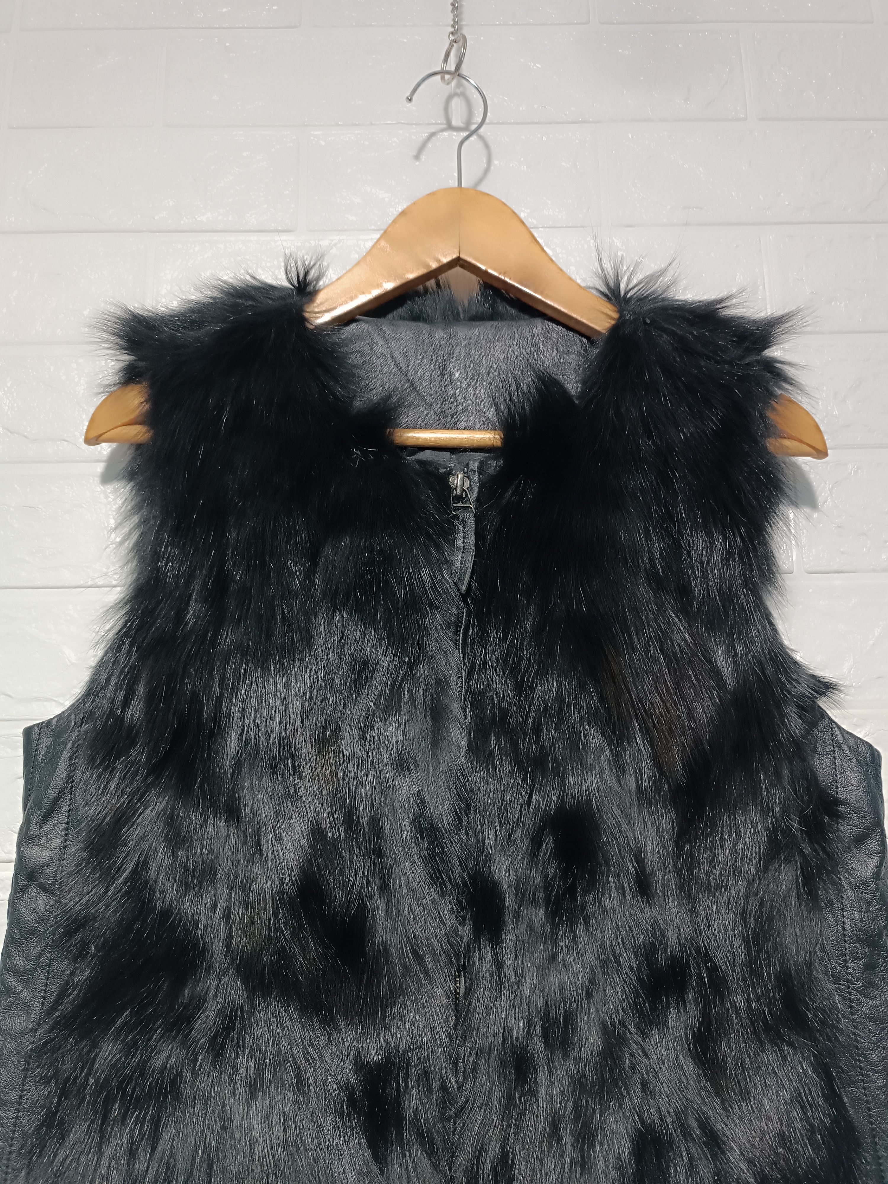 Beauty Beast Japanese Fur Fox Mink Leather Vest Size US M / EU 48-50 / 2 - 3 Thumbnail