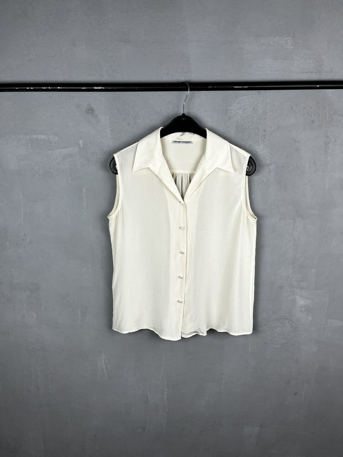 Armani × Giorgio Armani × Vintage Armani silk shirt Size M / US 6-8 / IT 42-44 - 1 Thumbnail