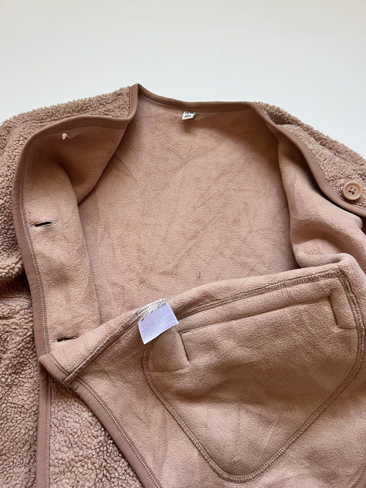 Uniqlo Uniqlo Cropped Cardigan Fleece Sherpa Size L / US 10 / IT 46 - 6 Thumbnail