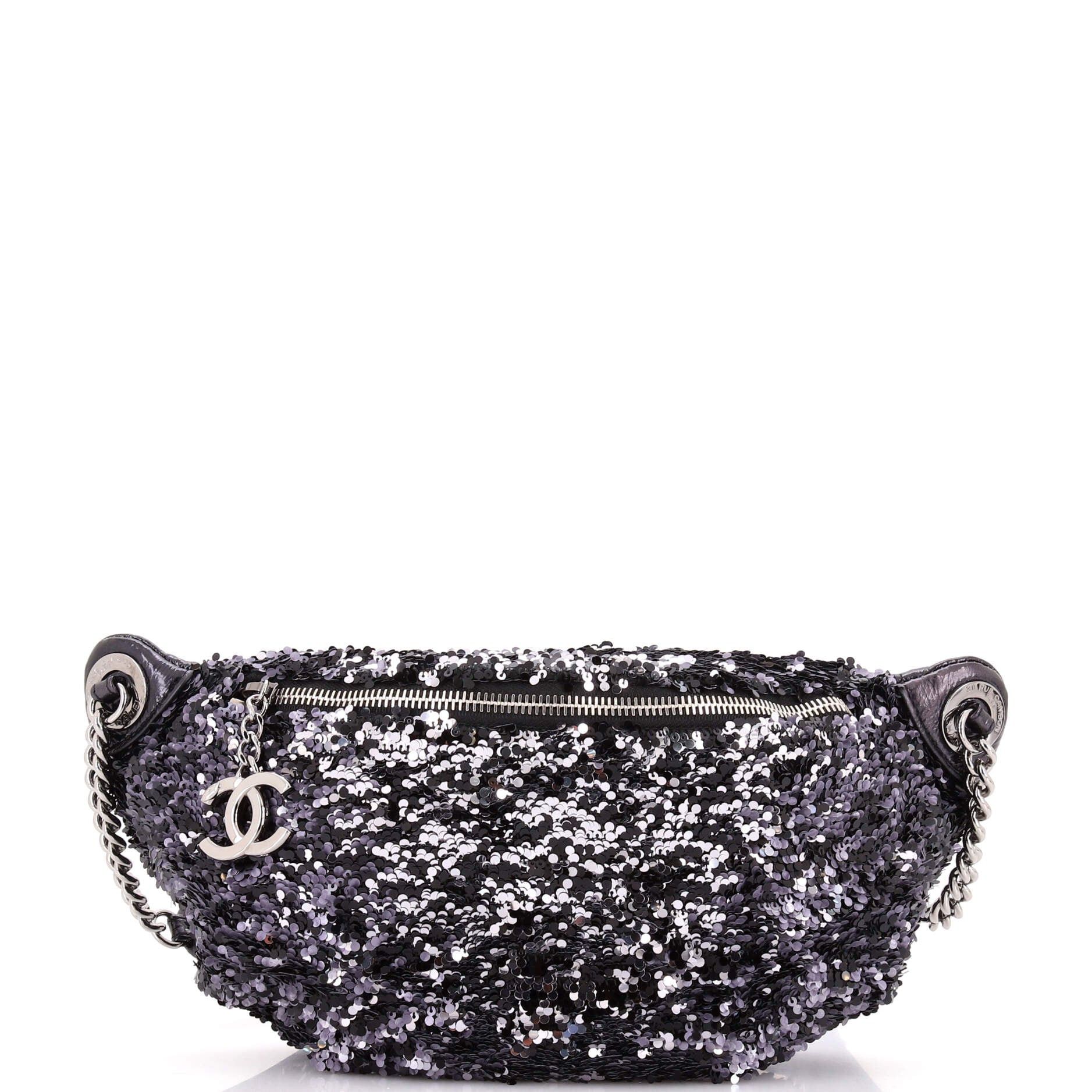 Chanel CC Charm Zip Waist Bag Size ONE SIZE - 1 Thumbnail