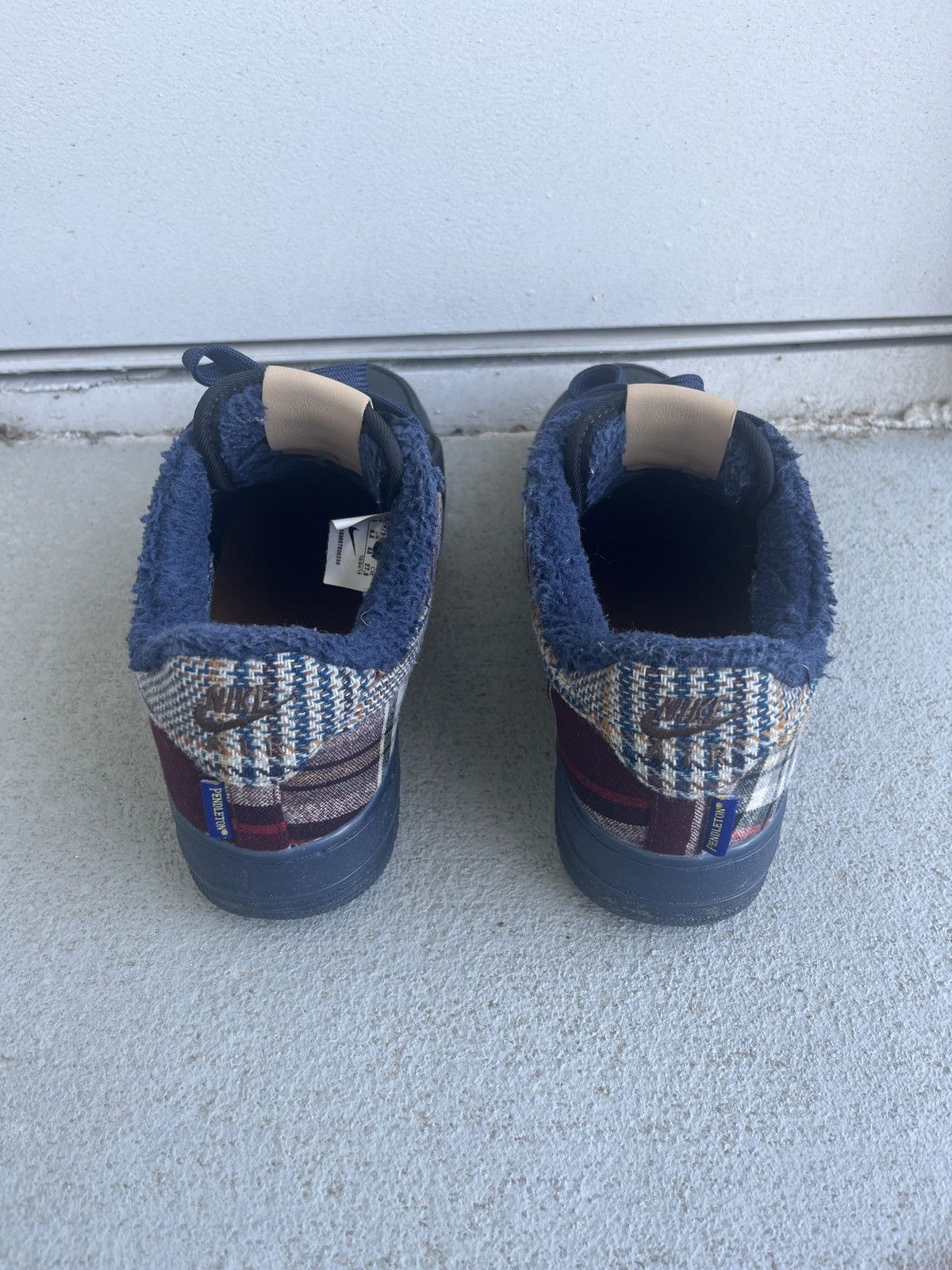 Nike × Pendleton RARE Nike x Pendleton Plaid Navy Black Leather Wool Low-Top Size US 9.5 / EU 42-43 - 5 Thumbnail