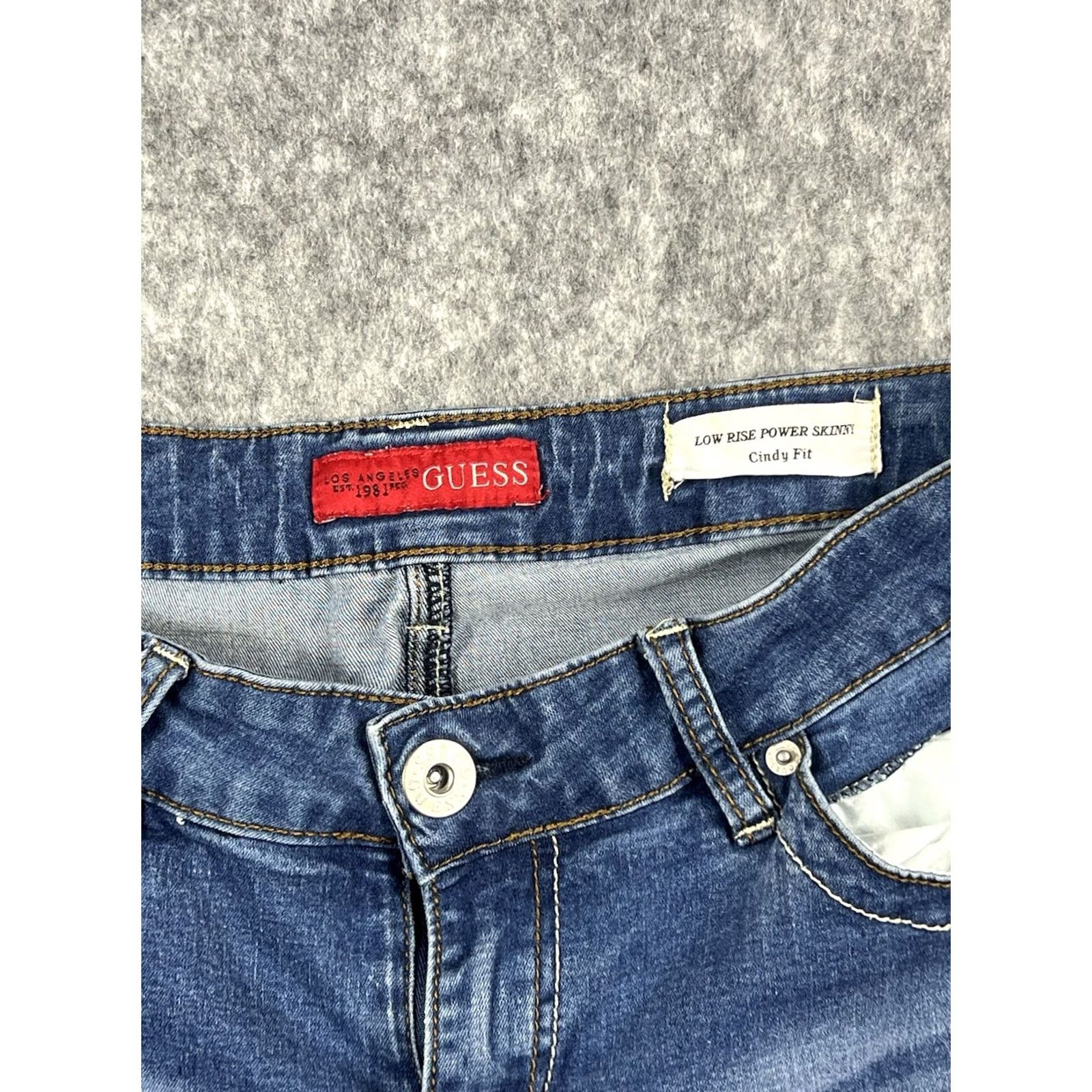 Guess VINTAGE Guess Jeans Womens Low Rise Power Skinny Cindy Fit Distressed Denim Size 30 Blue 90s City Grunge Retro Rock Y2K 5-Pocket Denim Jeans Womens Size 30" / US 8 / IT 44 - 7 Thumbnail