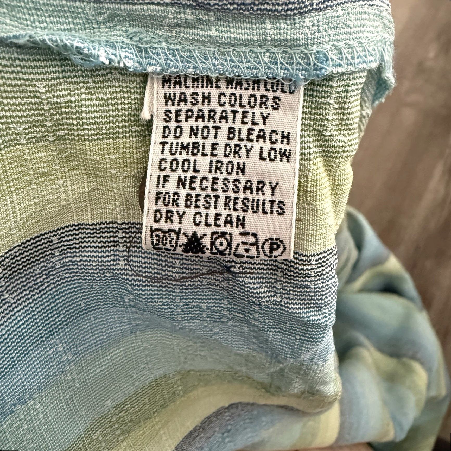 Tommy Bahama Tommy Bahama Shirt Mens XL Aqua Blue Green Striped 100% Silk Button-Up Short Sleeve Casual Hawaiian Beach Vacation Mens Size US XL / EU 56 / 4 - 4 Thumbnail