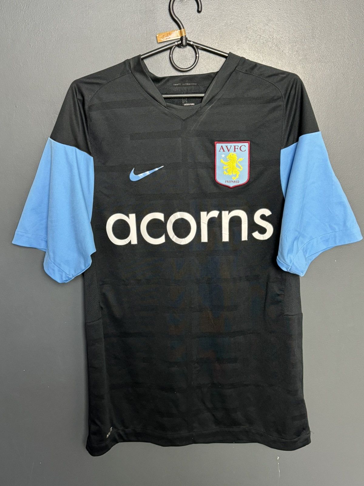 Nike Aston Villa Training Football Jersey Size US S / EU 44-46 / 1 - 1 Thumbnail