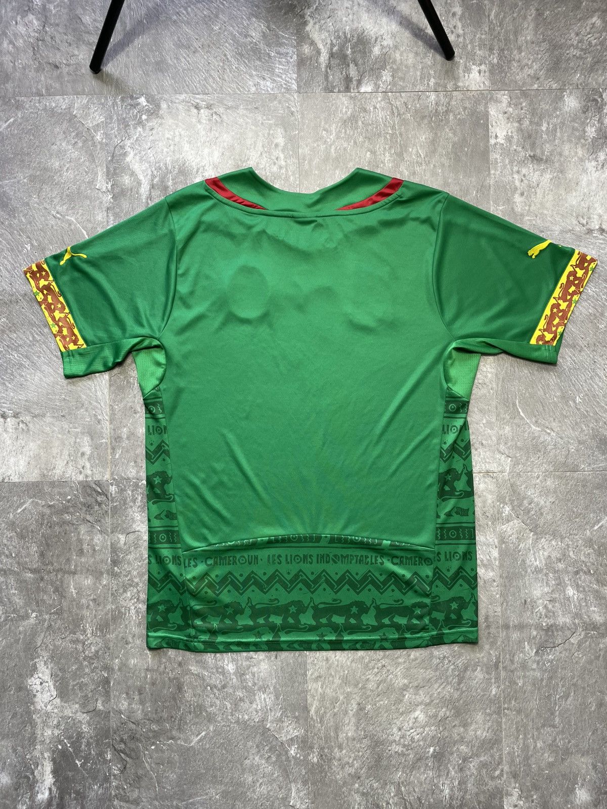 Puma Vintage Puma Cameroon Home Jersey 2014 2015 Football Shirt Size US L / EU 52-54 / 3 - 6 Thumbnail