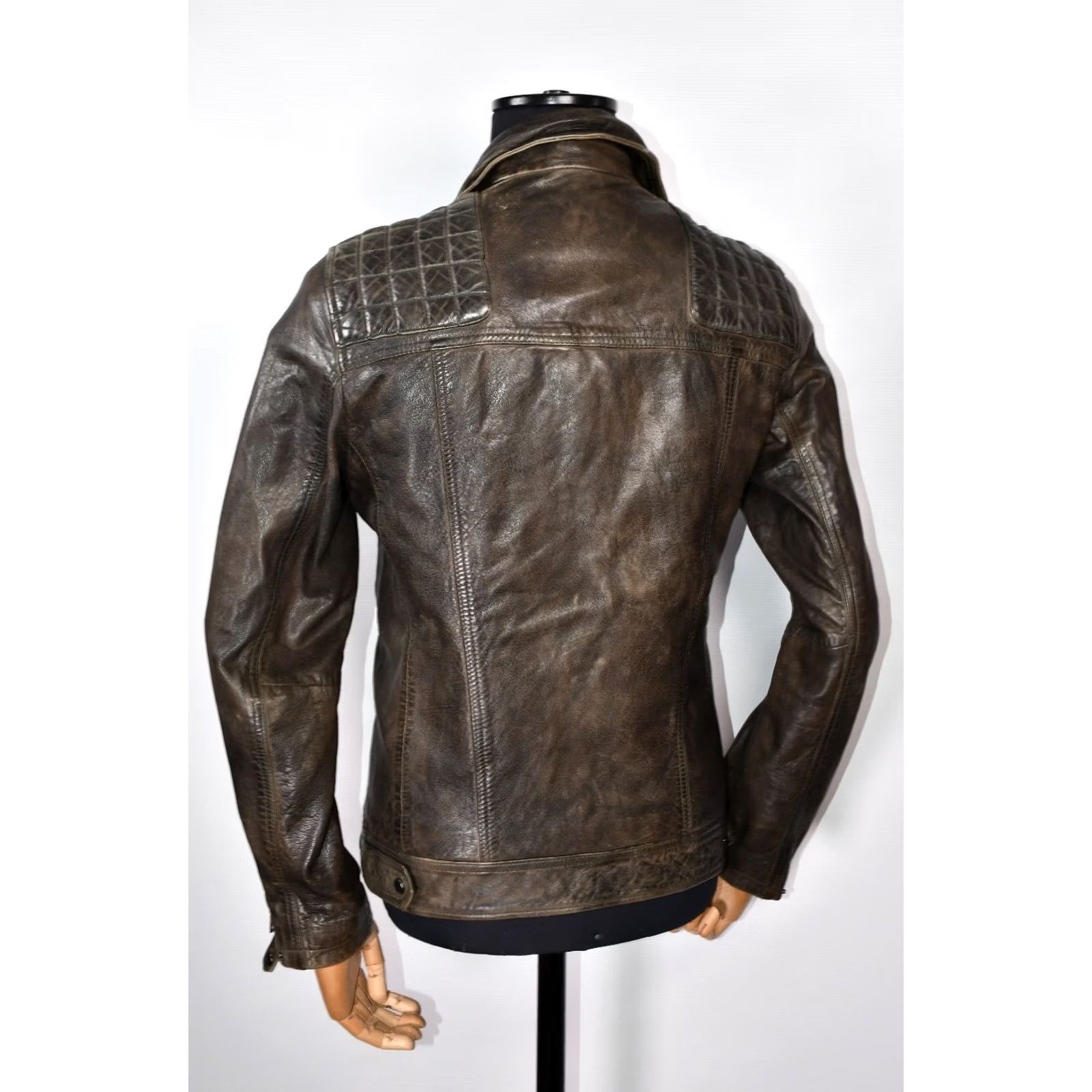 Allsaints AllSaints Conroy Leather Biker Jacket Mens S Brown Leather Jacket Casual Motorcycle Style 100% Leather 62%Viscose 36%Cotton Lining Size US S / EU 44-46 / 1 - 2 Thumbnail
