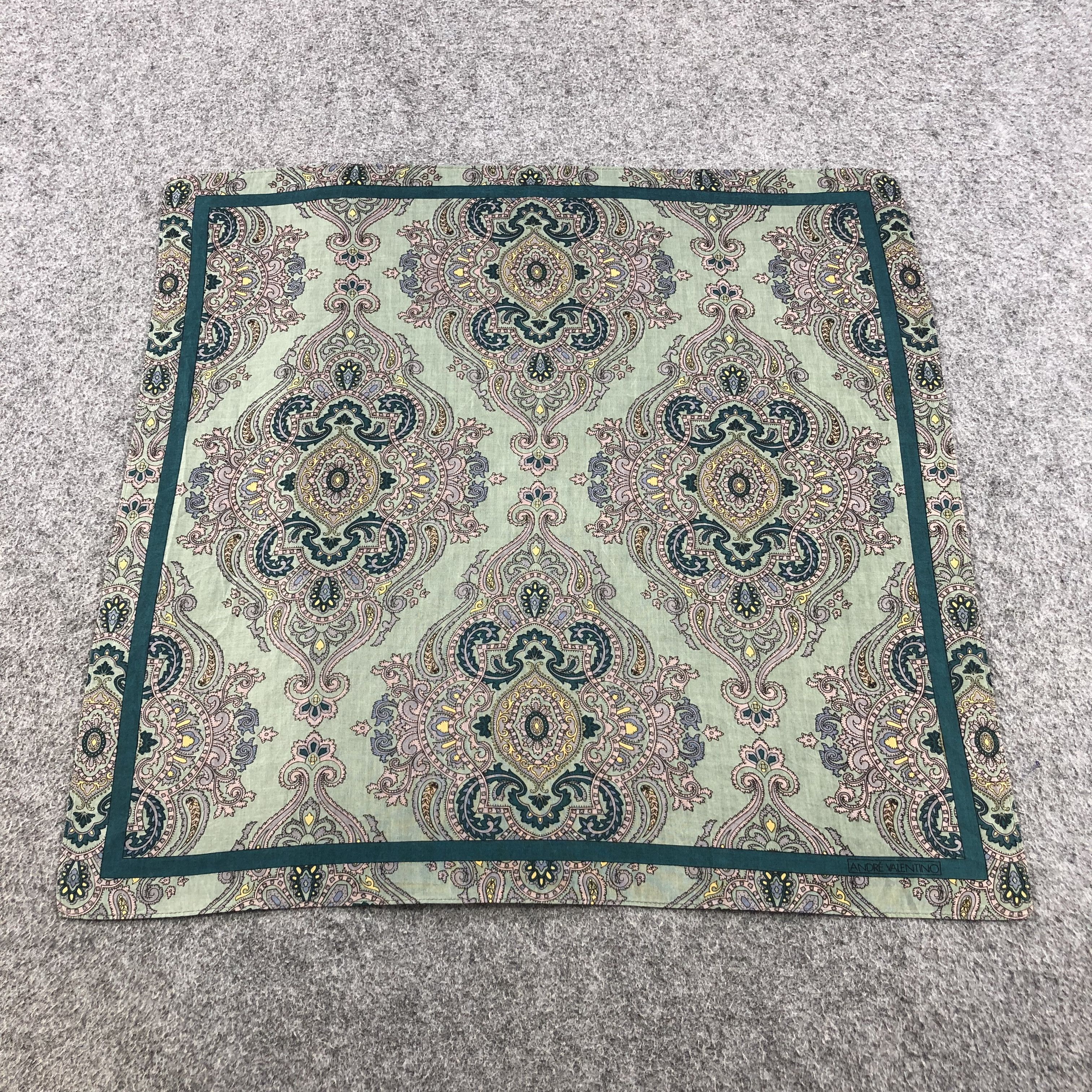 Vintage Andre Valentino Paisley Handkerchief Bandana H1425 Size ONE SIZE - 2 Thumbnail