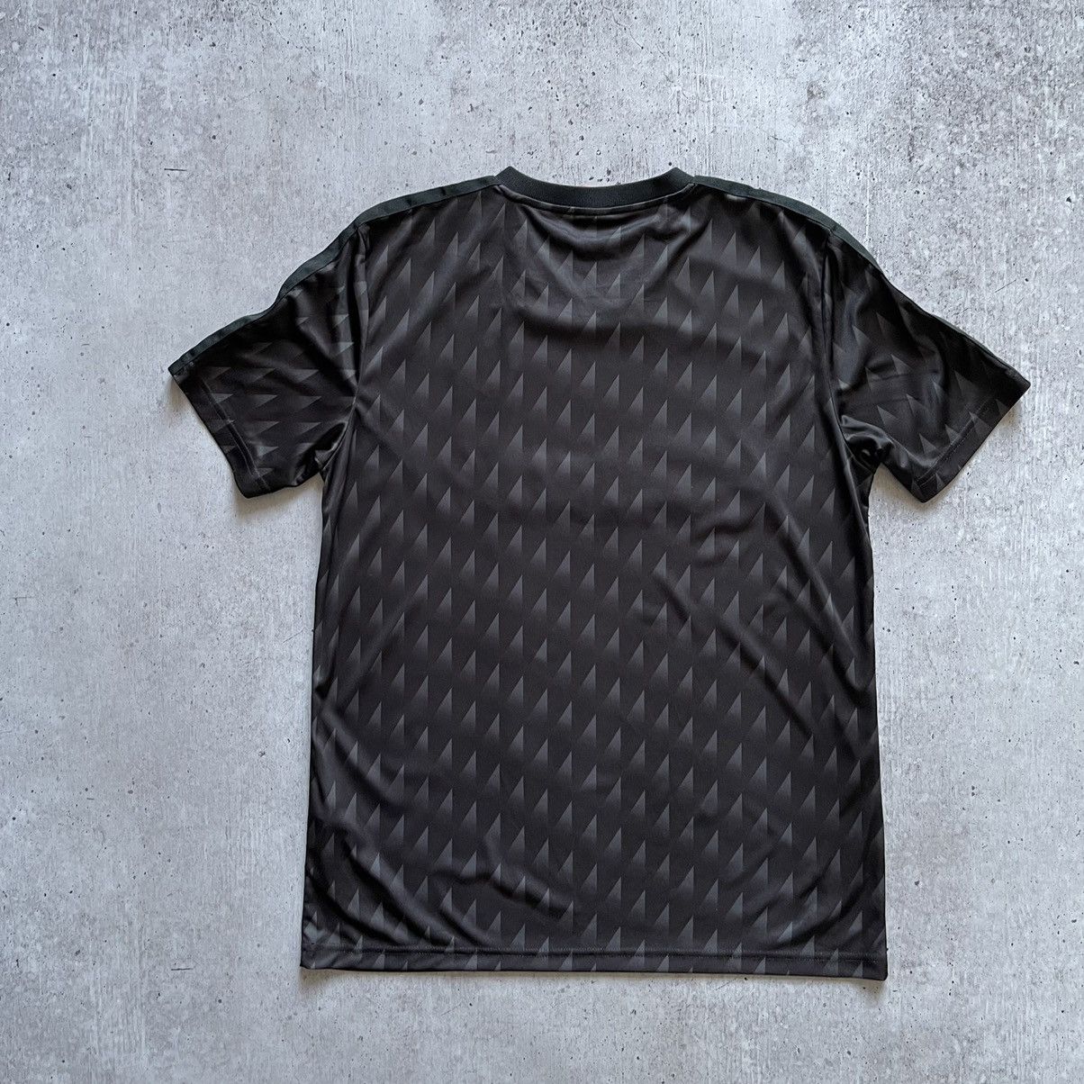 Other Vintage Liverpool Candy socer jersey size M all black Size US M / EU 48-50 / 2 - 9 Thumbnail