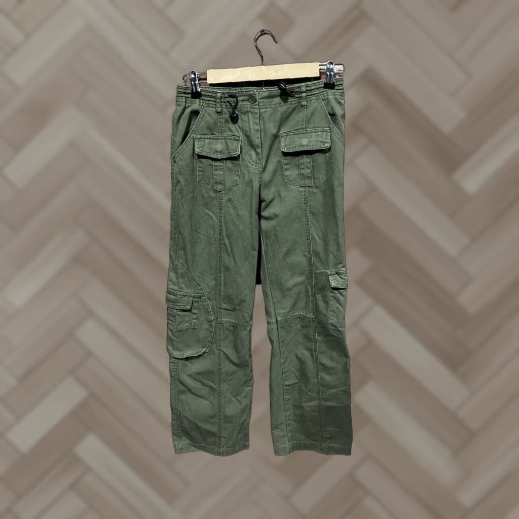 Brandy Melville Brandy Melville Womens Cargo Pants Green One Size Straight Leg Size 42" / US 20 - 1 Thumbnail