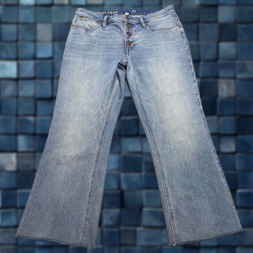 J.Crew J.CREW Jeans Women's 31 Blue Denim Medium Wash Bootcut Crop High Rise 5-Pocket 25in Inseam Regular Rise Denim Shirt? Size 24" / US 00 / IT 34 - 1 Thumbnail