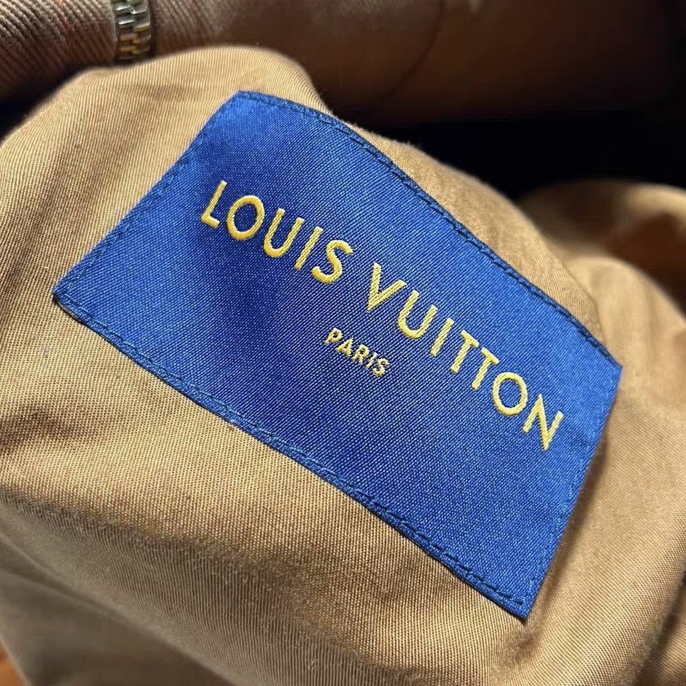 Louis Vuitton Louis Vuitton Carpenter 50 Hooded Denim Jacket 3D Monogram Size US M / EU 48-50 / 2 - 6 Thumbnail