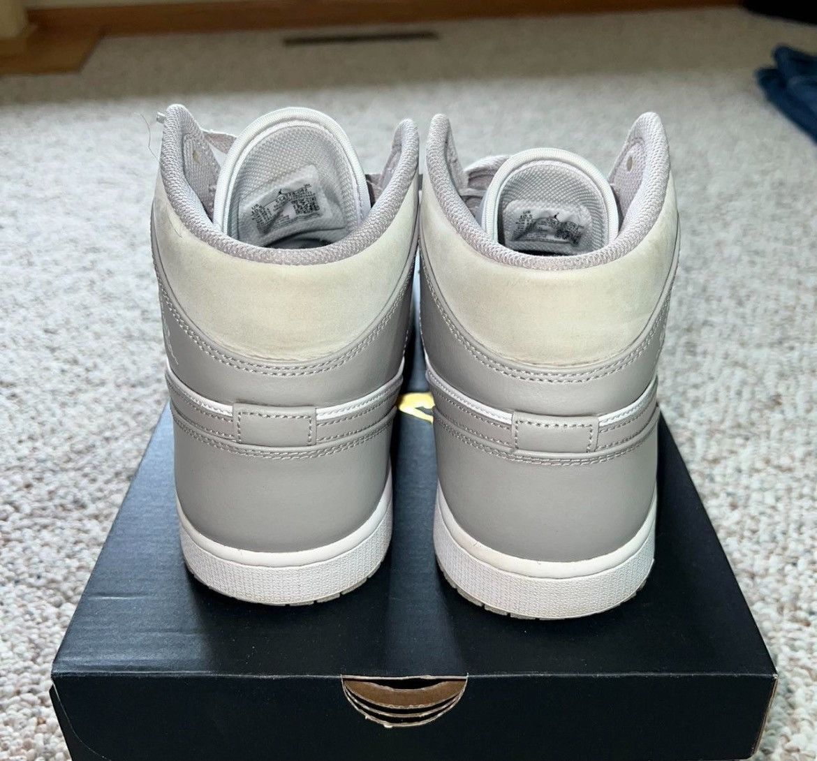 Jordan Brand Jordan 1 Linen Size US 10.5 / EU 43-44 - 4 Thumbnail