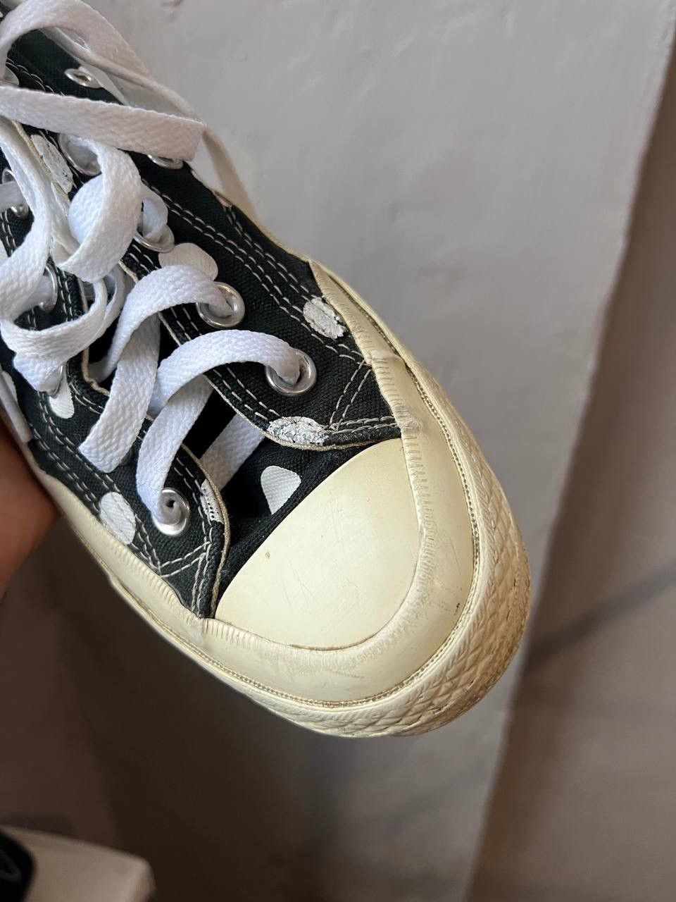 Comme des Garcons PLAY PLAY COMME DES GARCONS X CONVERSE ICONIC RED HEART SNEAKERS Size US 7.5 / IT 37.5 - 7 Thumbnail