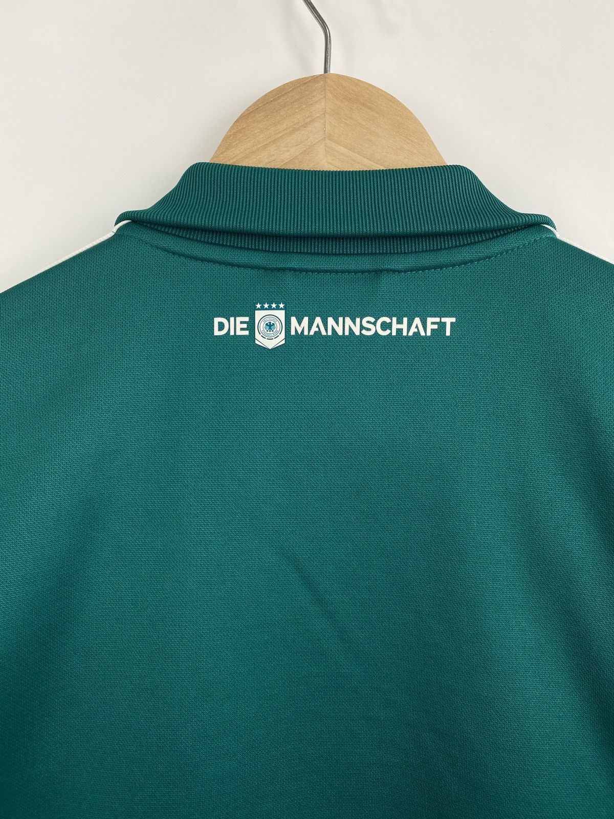 Adidas 🇩🇪 Y2K Adidas Germany 2018 S Jersey Soccer Zip Hoodie Rare Size US M / EU 48-50 / 2 - 10 Thumbnail