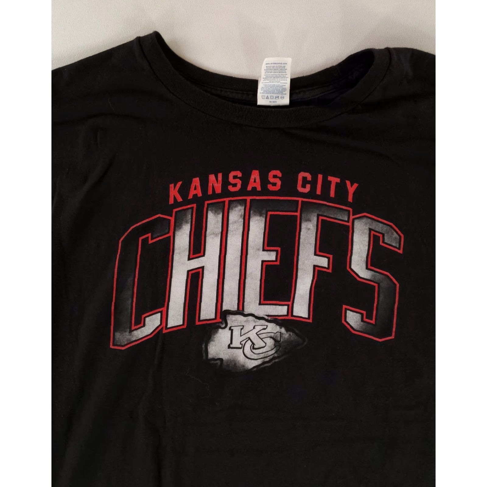 Delta VINTAGE Kansas City Chiefs T Shirt Black NFL Mens XXXL Y2K Size US XXL / EU 58 / 5 - 2 Thumbnail