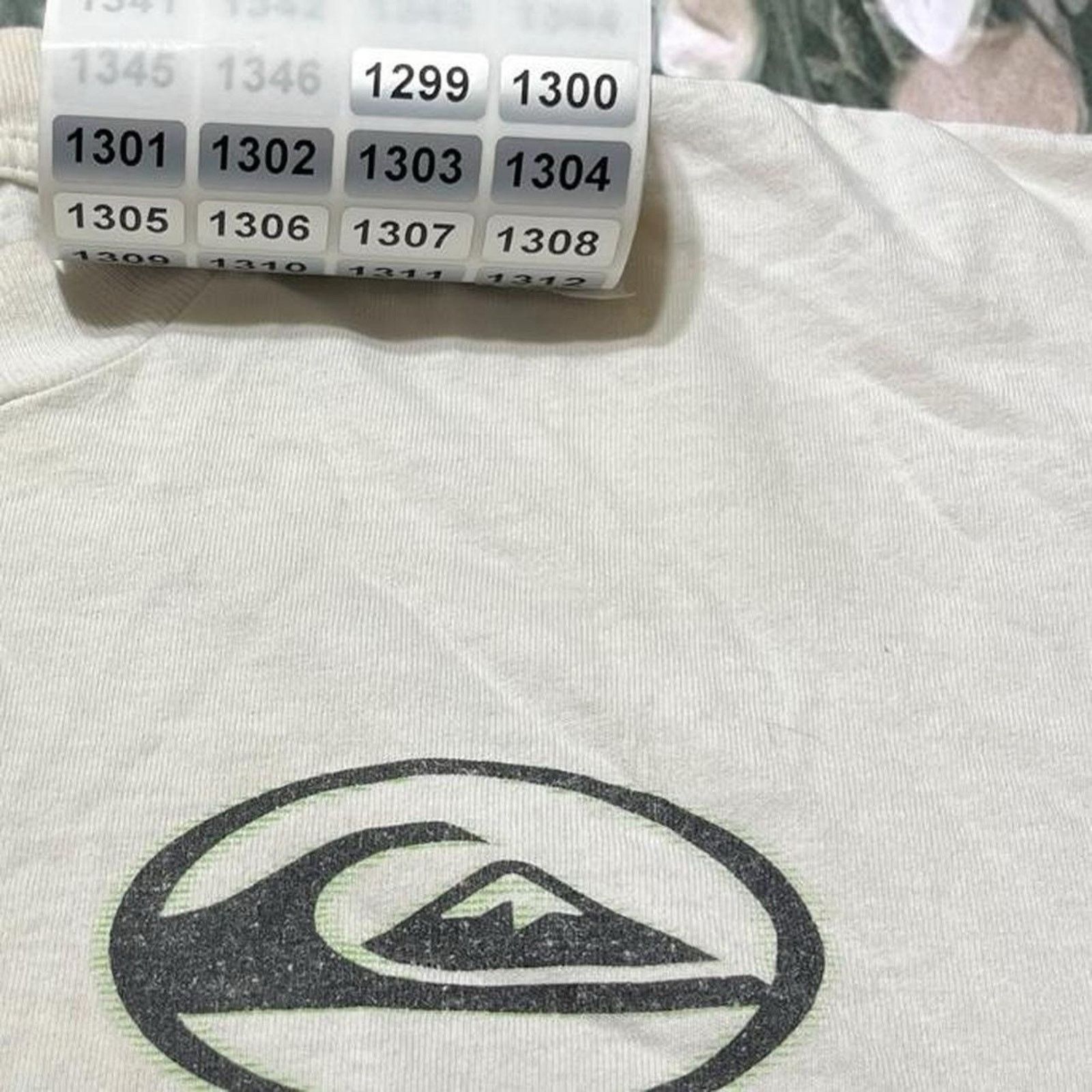 Quiksilver Vintage Y2K 2002 quiksilver Surf Sweater/Shirt Size US M / EU 48-50 / 2 - 3 Thumbnail