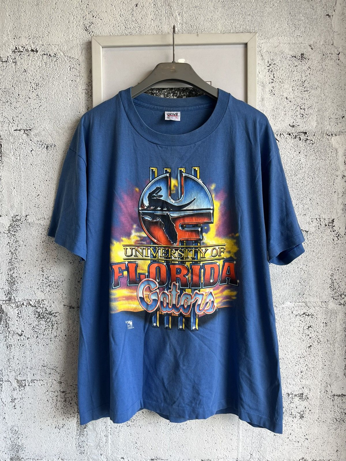 NCAA × Vintage Vintage FLORIDA GATORS UNIVERSITY 90’s Native Sun tshirt Size US XL / EU 56 / 4 - 2 Thumbnail