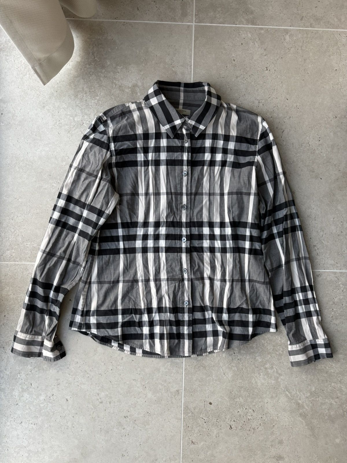 Burberry Burberry Shirt Size L / US 10 / IT 46 - 1 Thumbnail