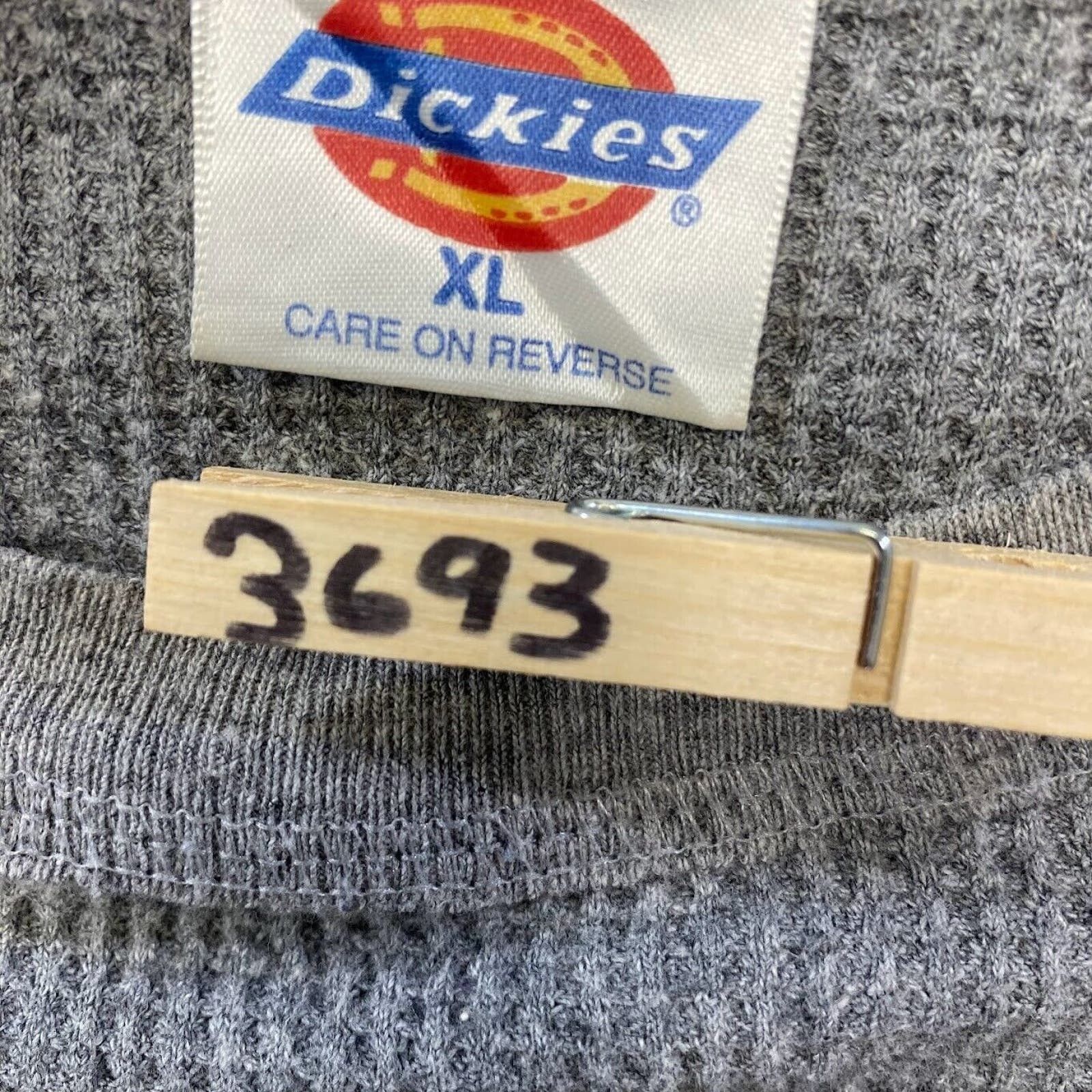 Dickies Dickies Streetwear Tee Thrifted Vintage Style Size XL Size US XL / EU 56 / 4 - 9 Thumbnail
