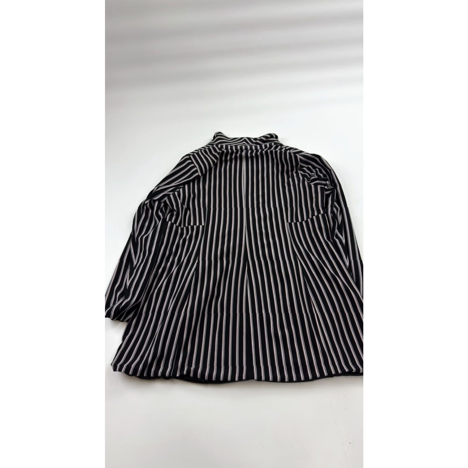 Torrid Torrid Blazer Womens 1 Black White Pink Striped Single Button Career Jacket Size XS / US 0-2 / IT 36-38 - 6 Thumbnail