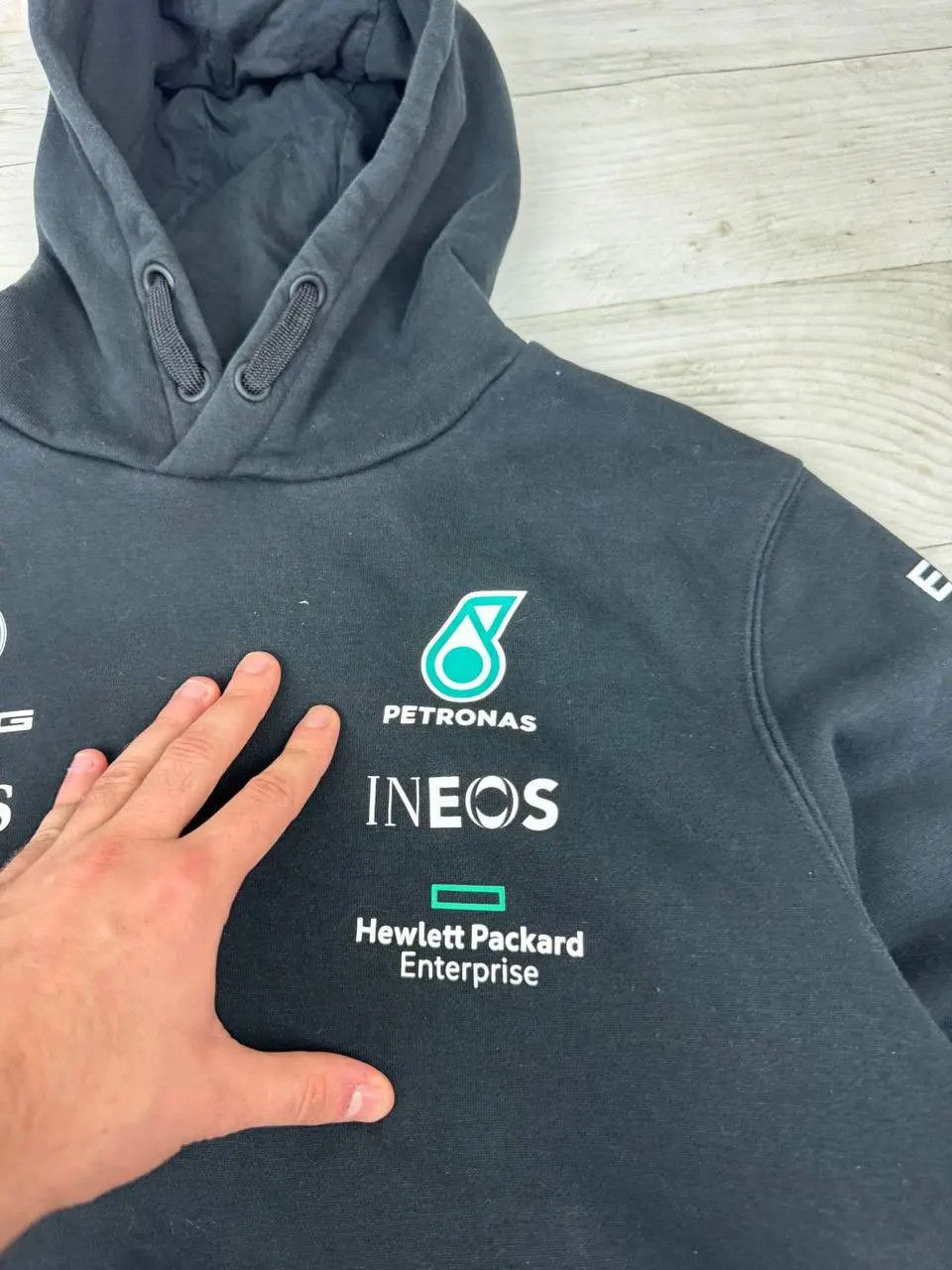 Mercedes-Benz Mercedes Benz AMG Petronas Formula One F1 Racing Hoodie Size US M / EU 48-50 / 2 - 8 Thumbnail
