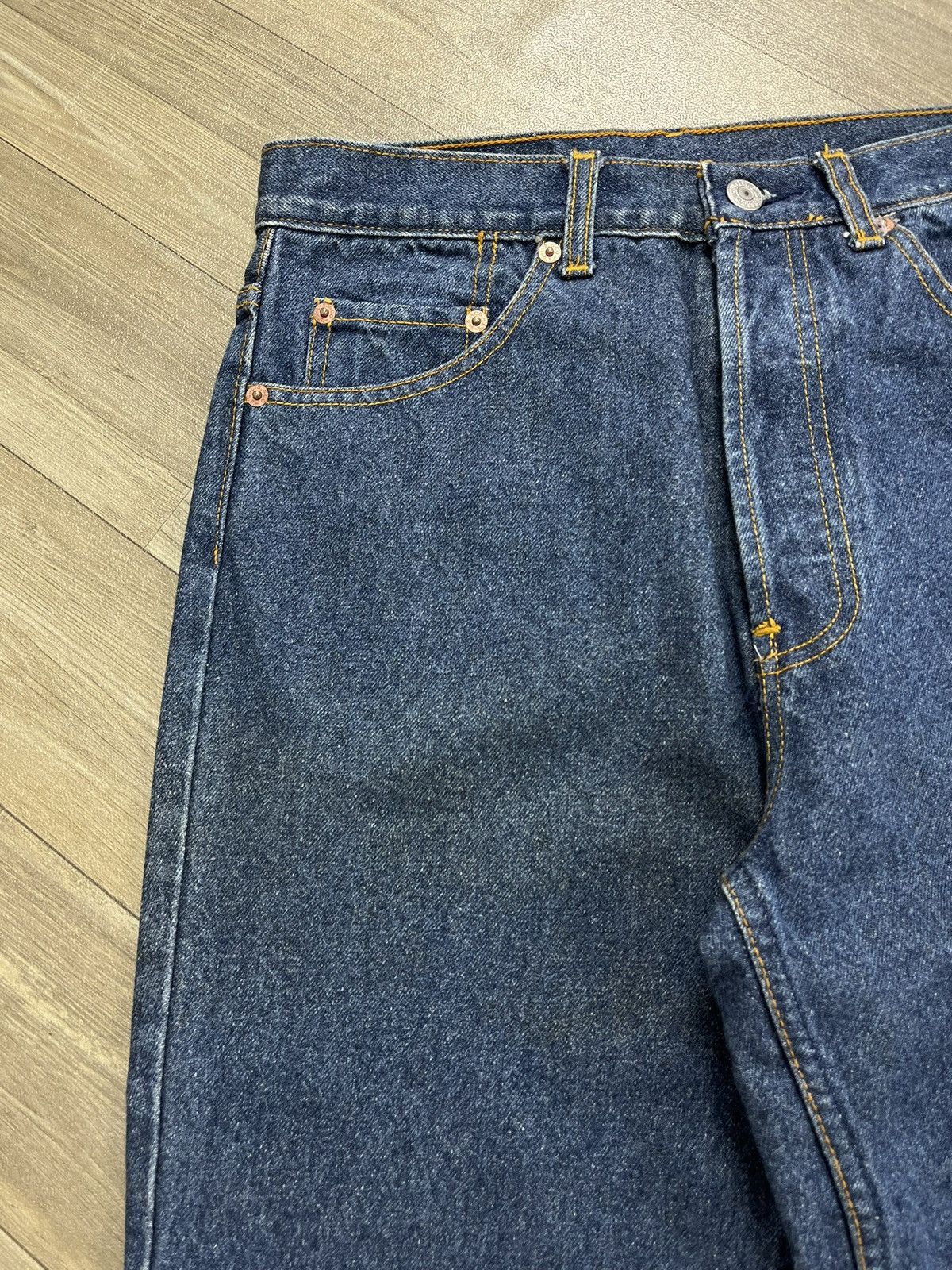 Levi's Vintage Clothing 🇺🇸1990s Vintage Levis 501 USA 31x34 Indigo Blue Jeans Size US 31 - 6 Thumbnail