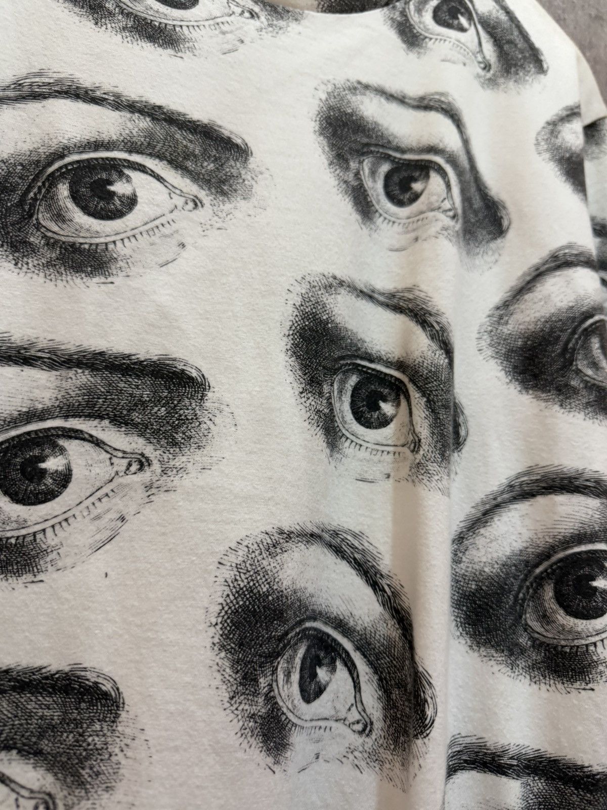 Hysteric Glamour × Vintage Vintage Drug Honey Japan All Eyes On Me Tshirt Size US M / EU 48-50 / 2 - 6 Thumbnail
