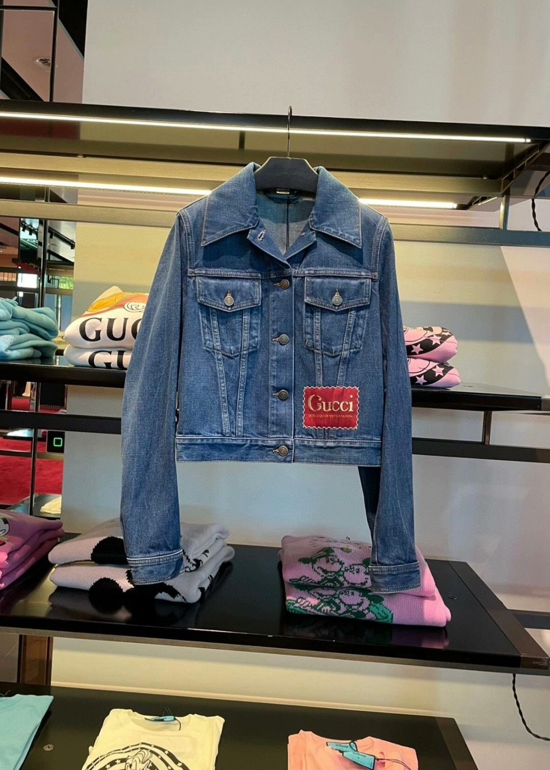 Gucci Gucci Women's Denim Jacket Size 42 Size M / US 6-8 / IT 42-44 - 1 Thumbnail